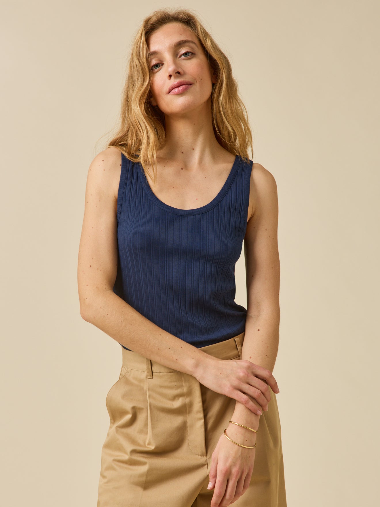 Gestricktes Damen-Top aus Bio-Baumwolle