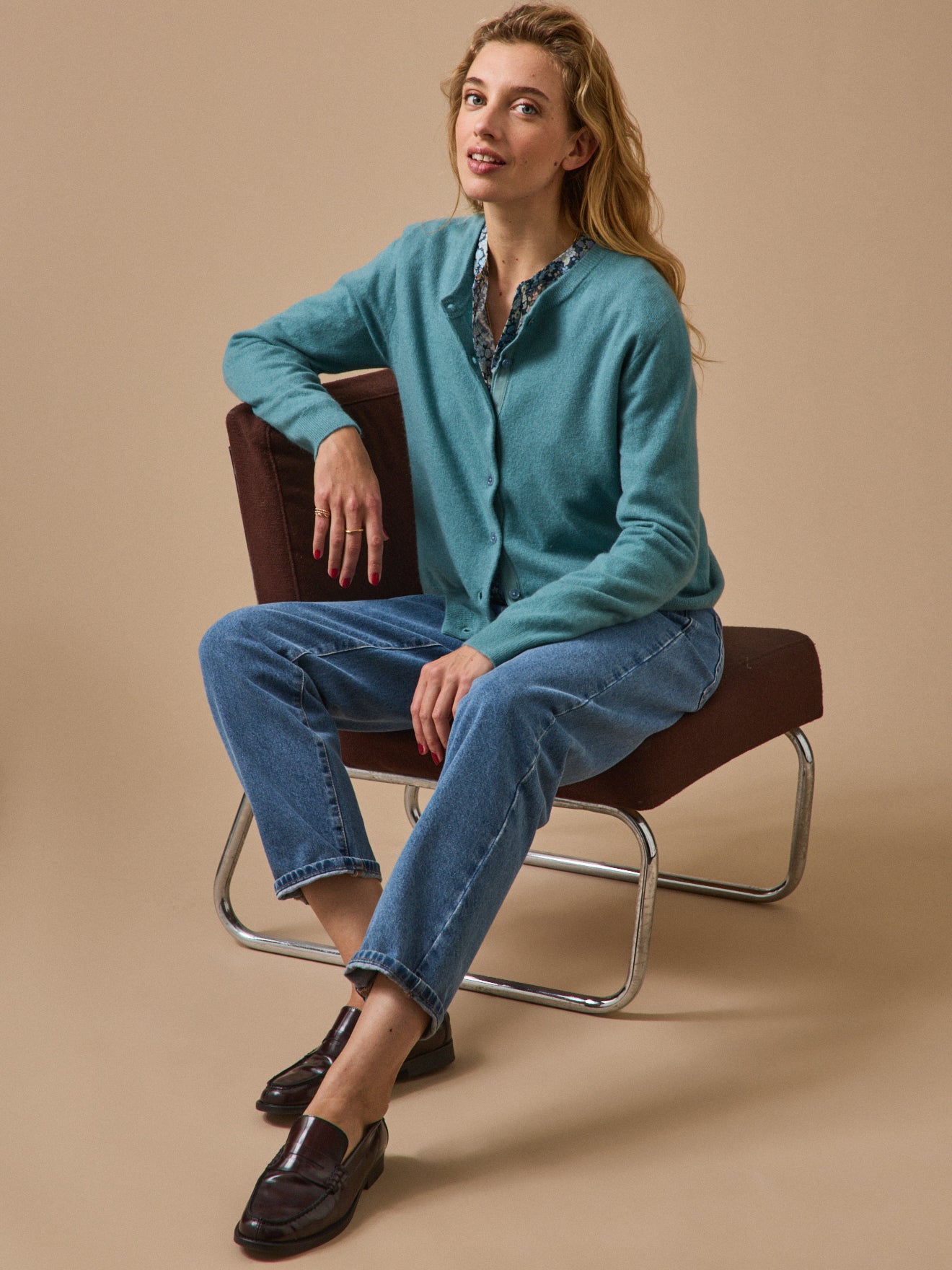 Geknöpfter Damen-Cardigan - Cashmere-Kollektion