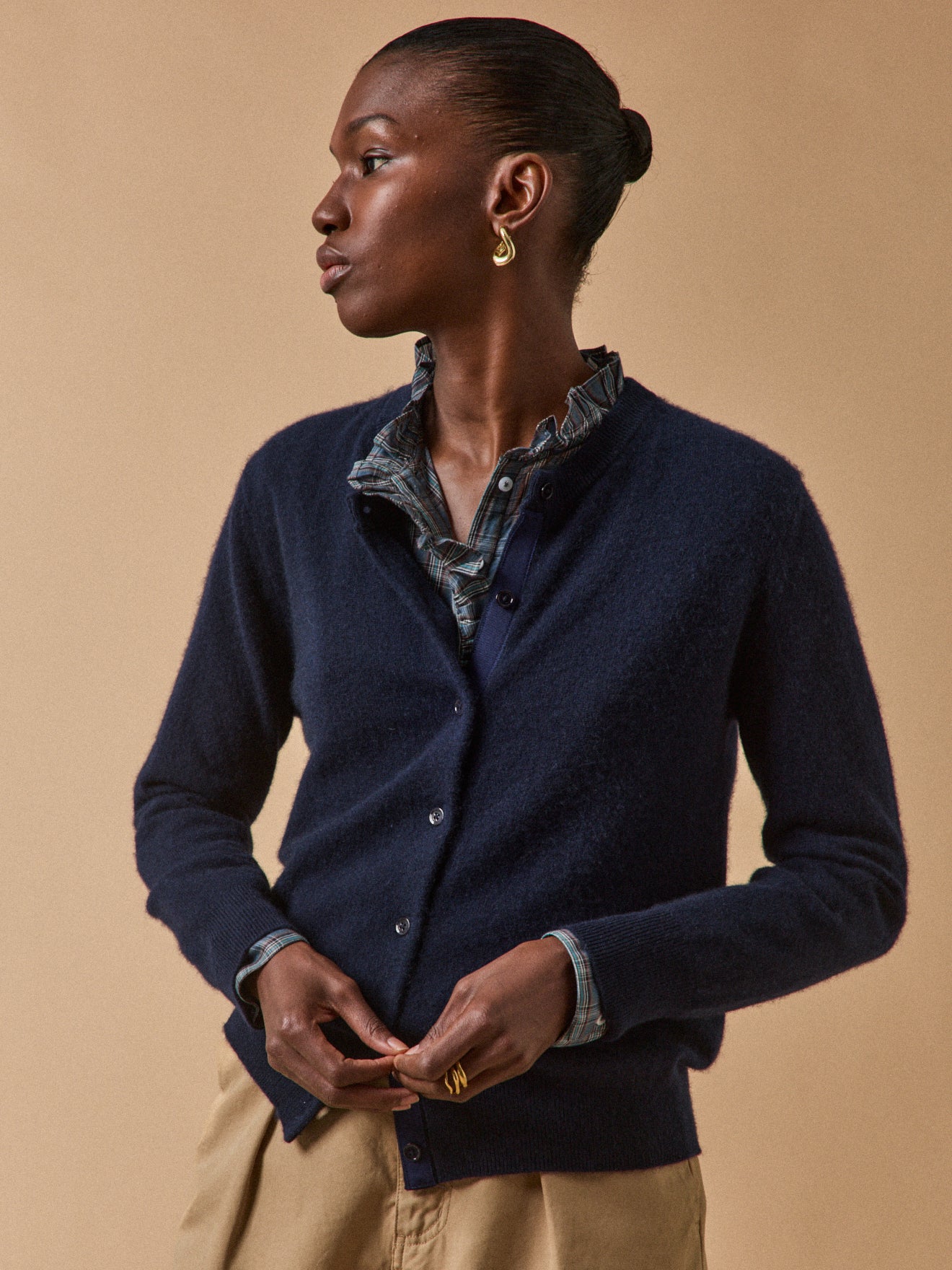 Geknöpfter Damen-Cardigan - Cashmere-Kollektion