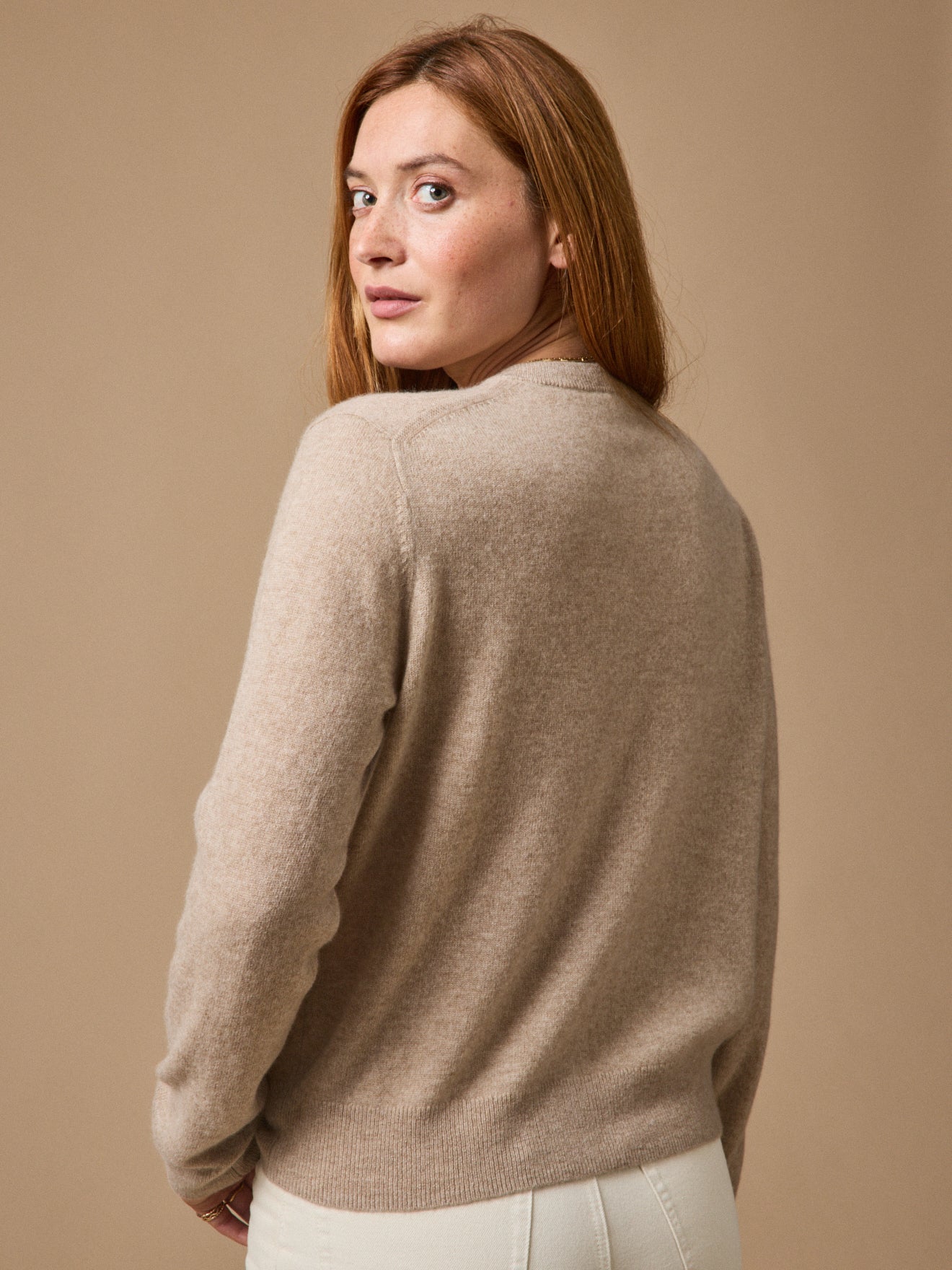 Geknöpfter Damen-Cardigan - Cashmere-Kollektion