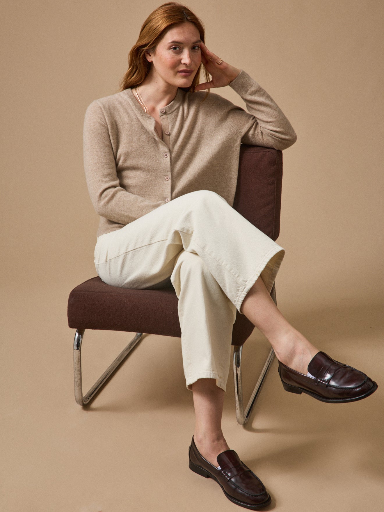 Geknöpfter Damen-Cardigan - Cashmere-Kollektion