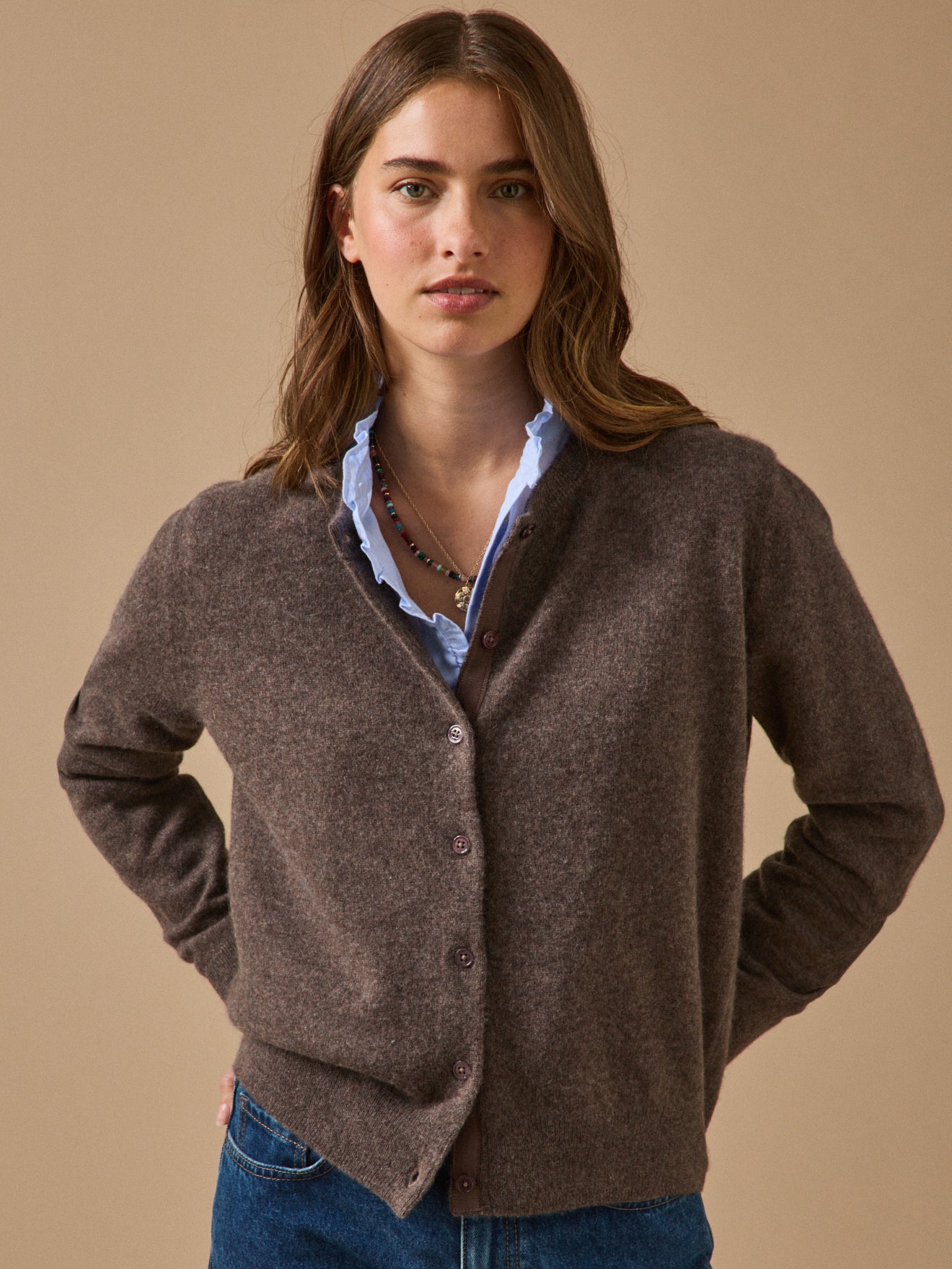 Geknöpfter Damen-Cardigan - Cashmere-Kollektion