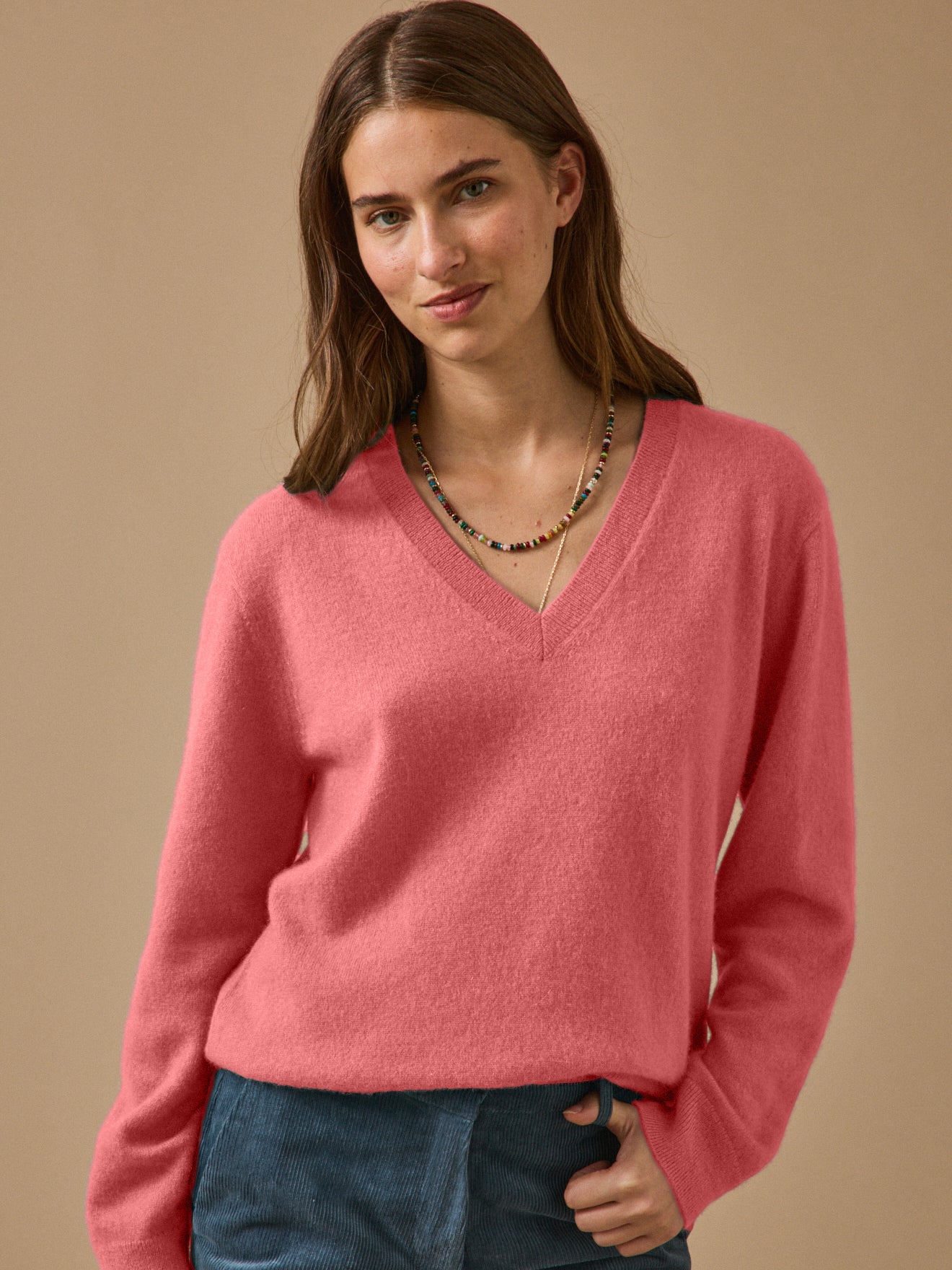 Damenpullover mit V-Ausschnitt - Cashmere-Kollektion