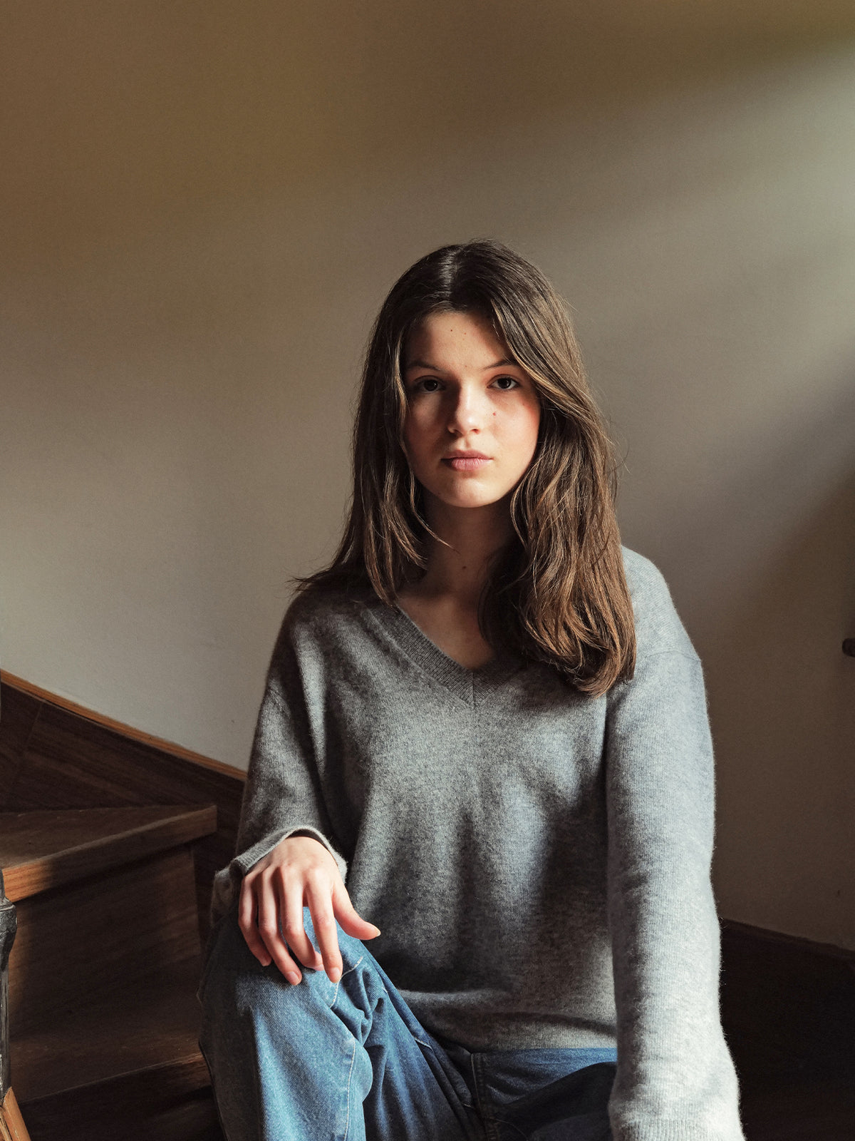 Damenpullover mit V-Ausschnitt - Cashmere-Kollektion