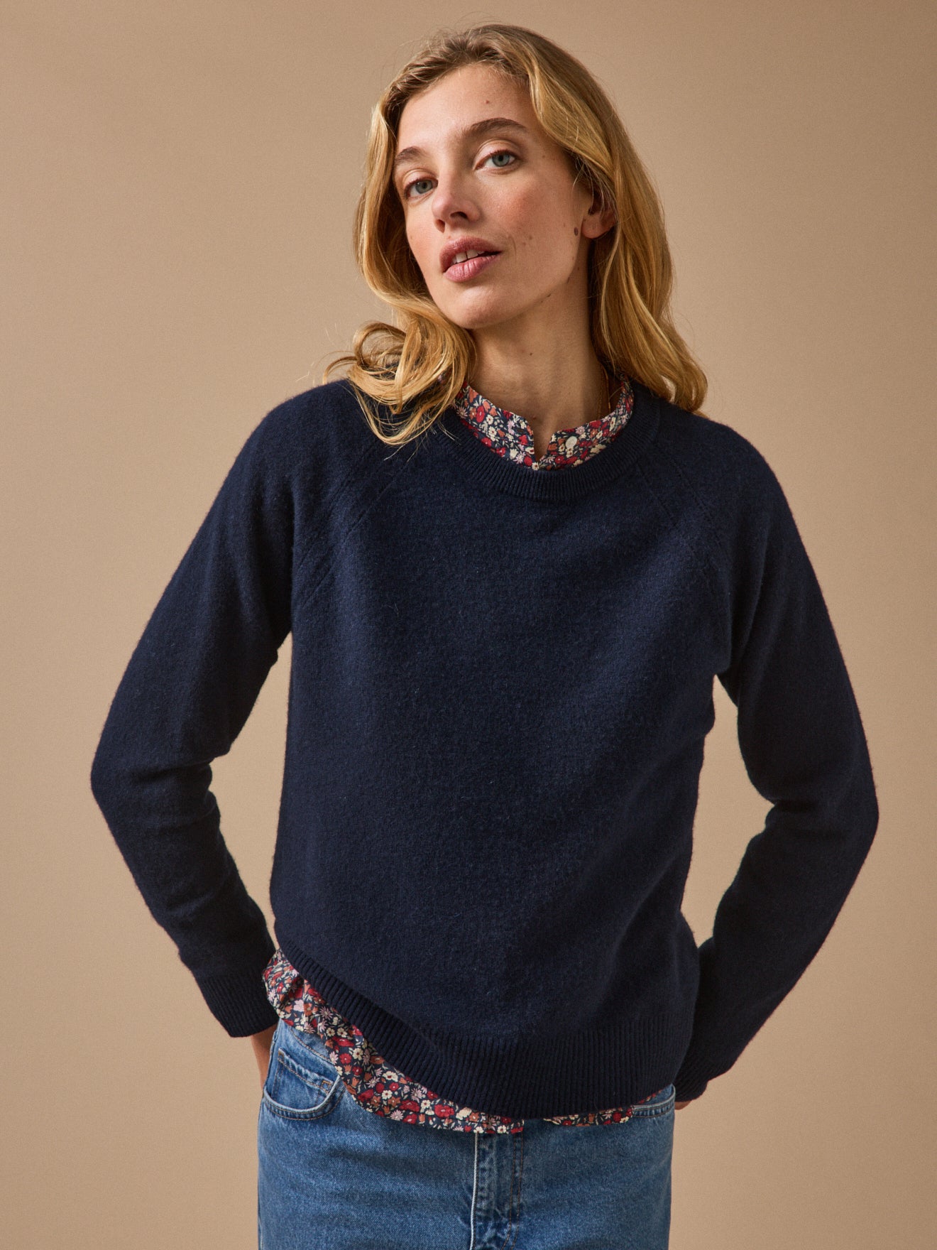 Damenpullover mit rundem Halsausschnitt - Cashemere-Kollektion