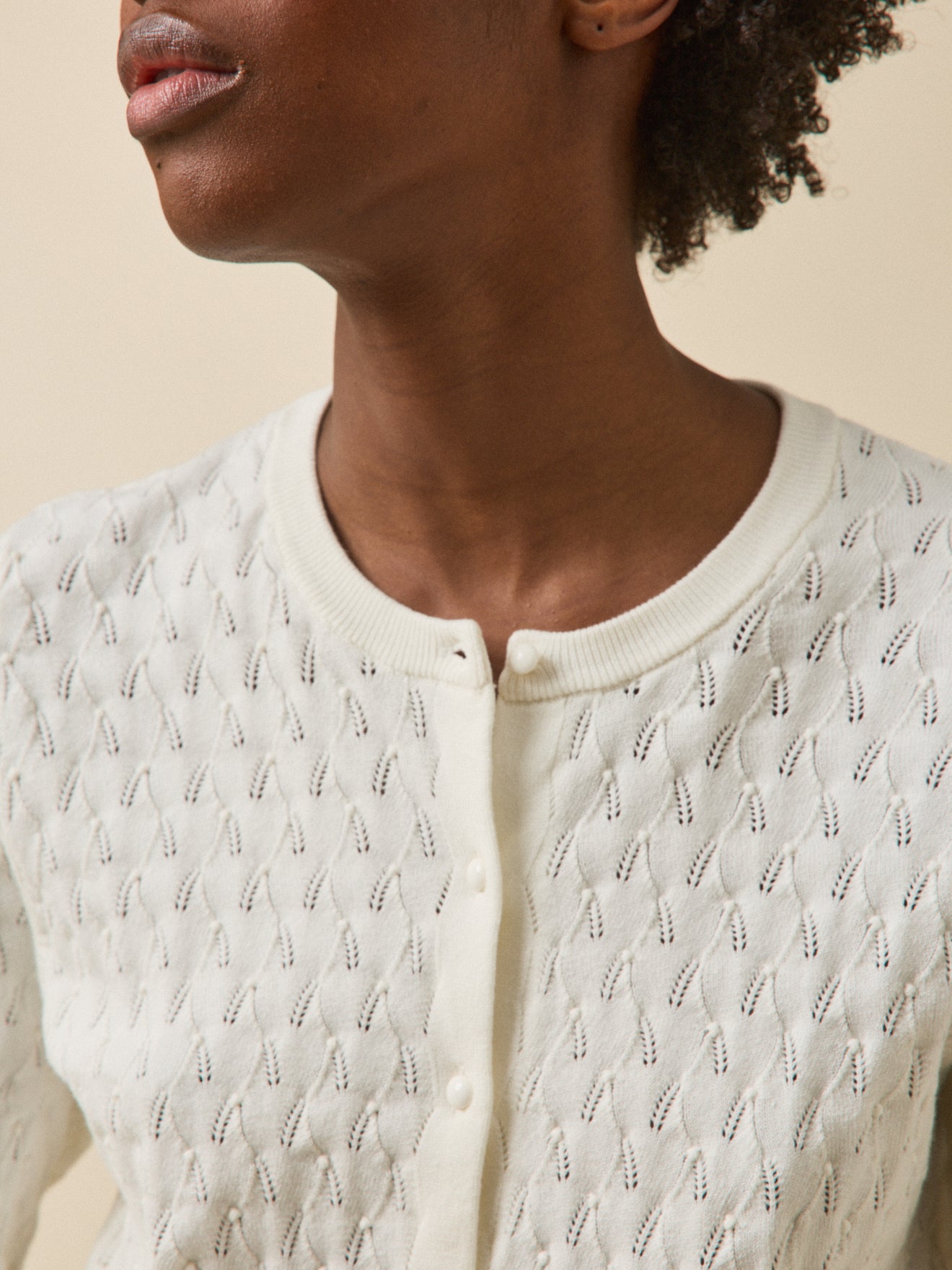 Damencardigan aus Pointellestrick