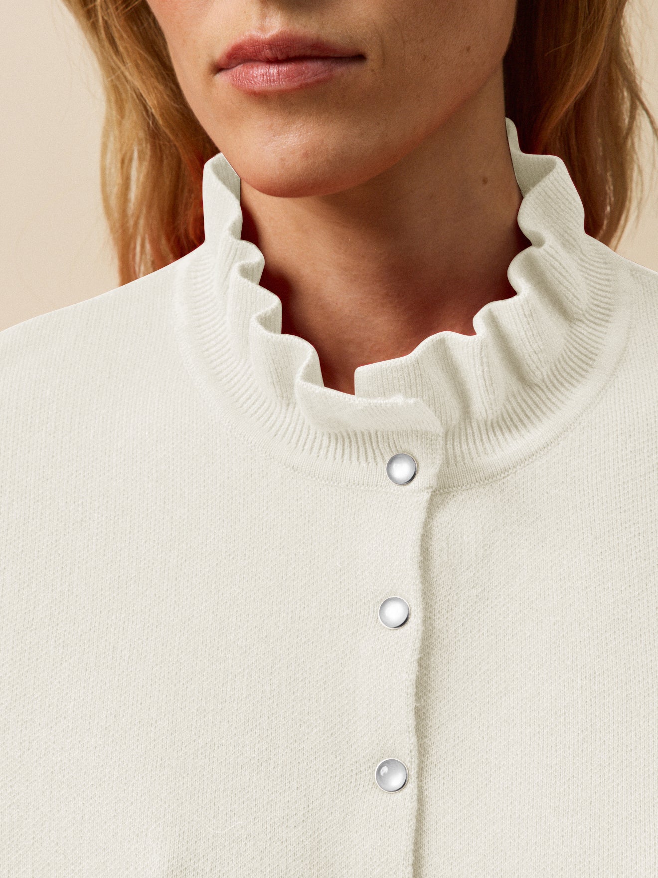 Damencardigan mit Volants aus Bio-Baumwolle und Cashmere