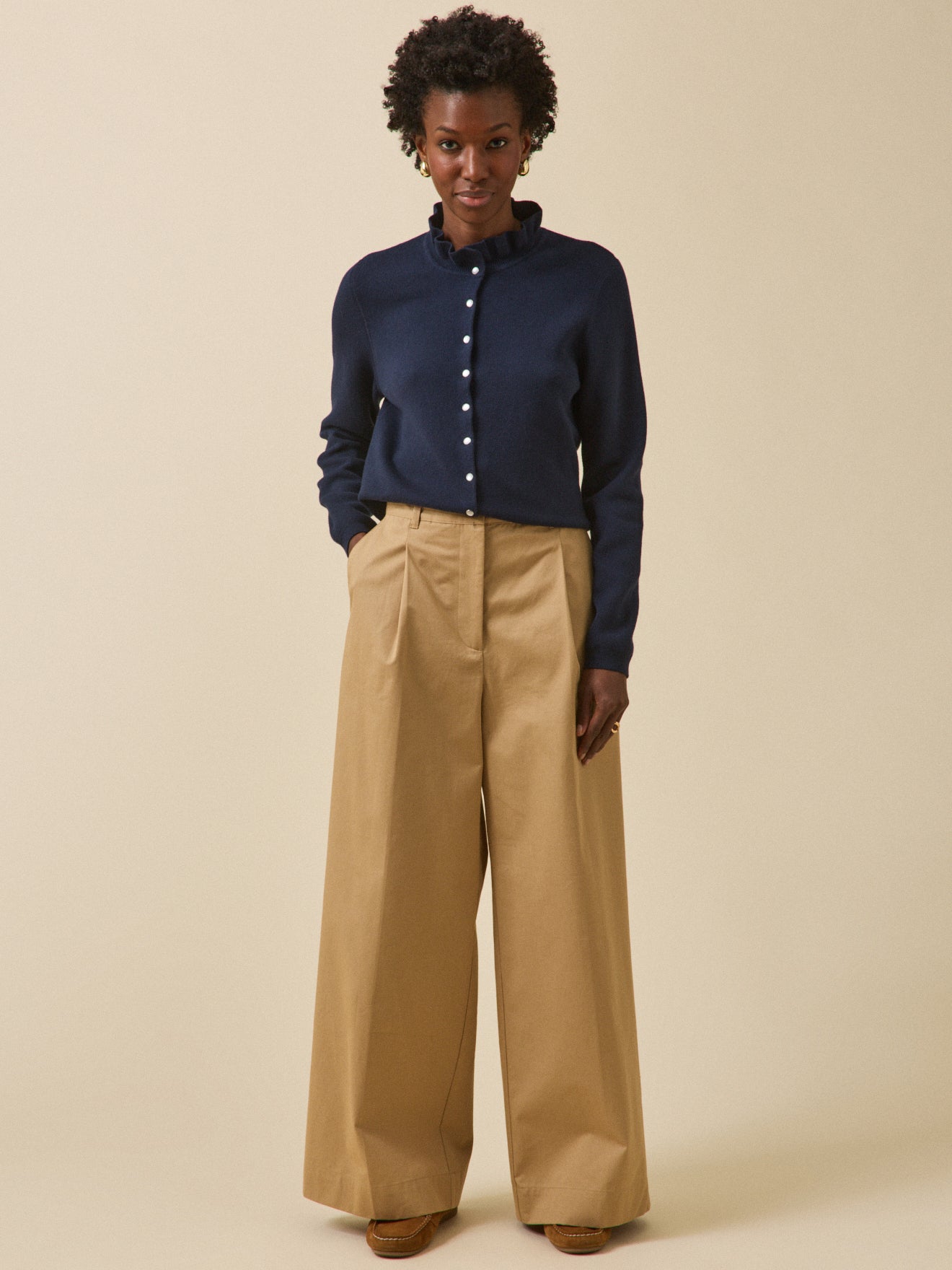 Damencardigan mit Volants aus Bio-Baumwolle und Cashmere