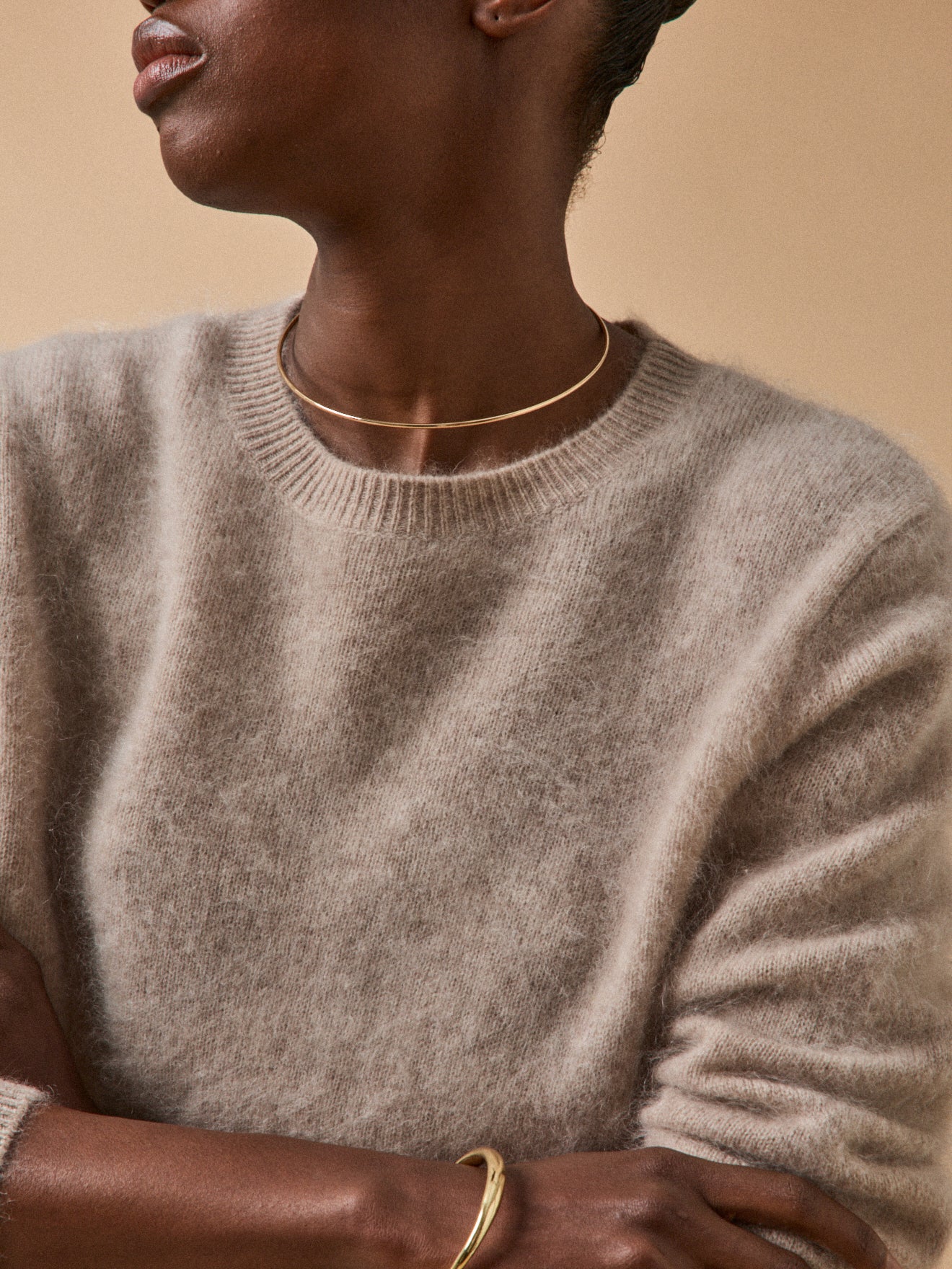 Damenpullover mit rundem Halsausschnitt