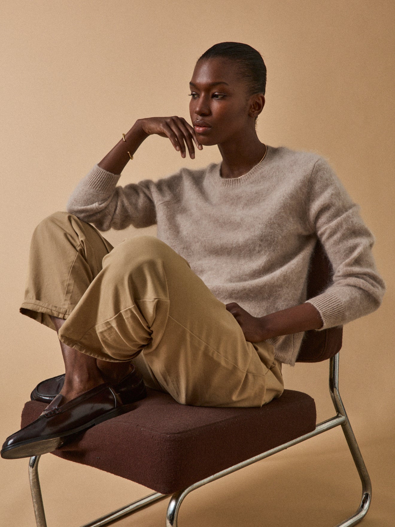 Damenpullover mit rundem Halsausschnitt