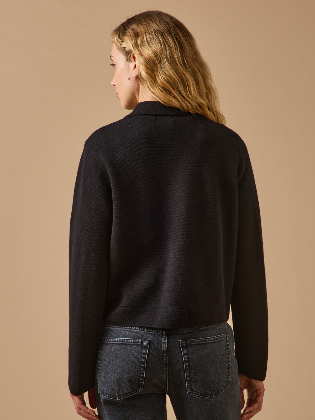 Damen-Cardigan mit Hemdkragen
