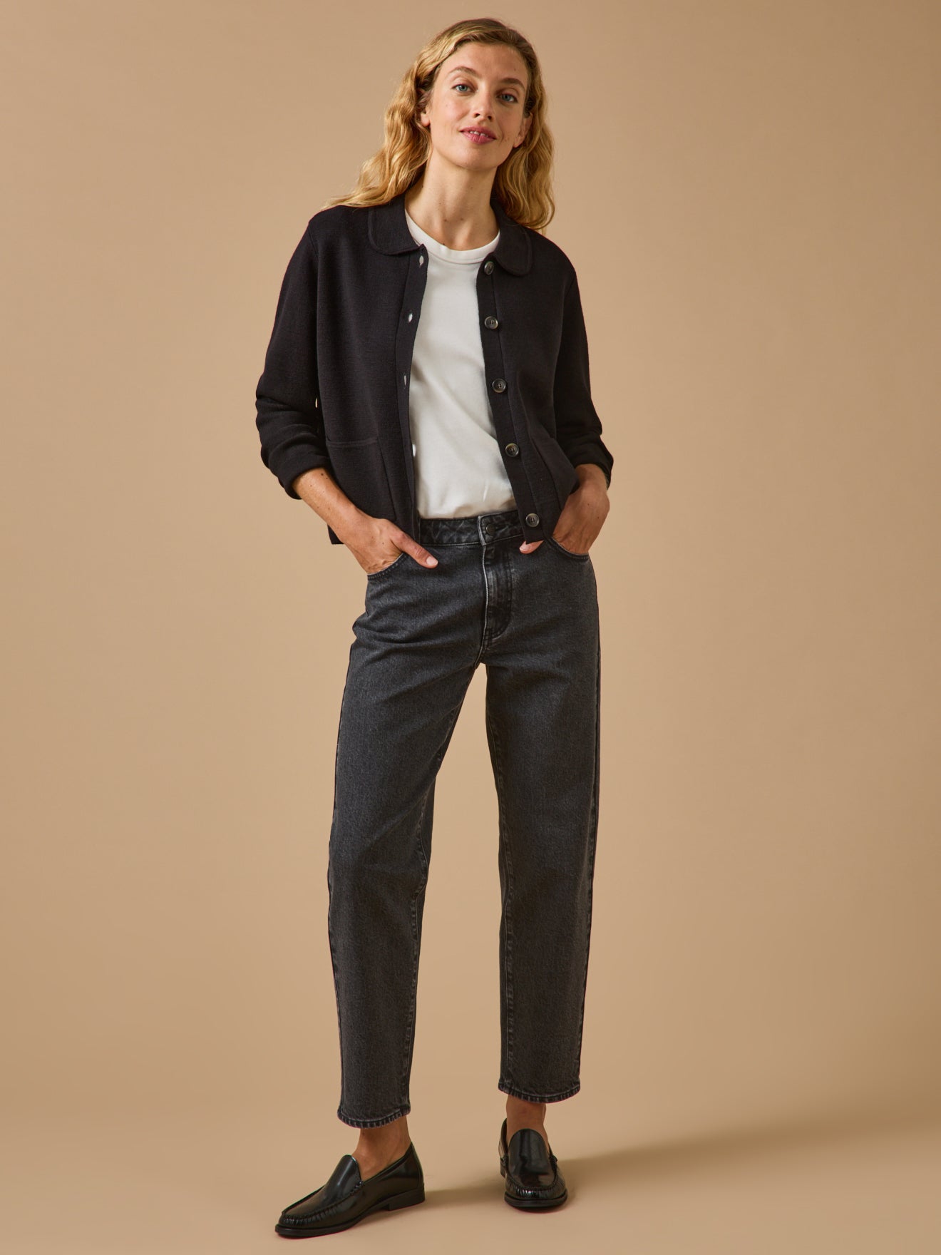 Damen-Cardigan mit Hemdkragen