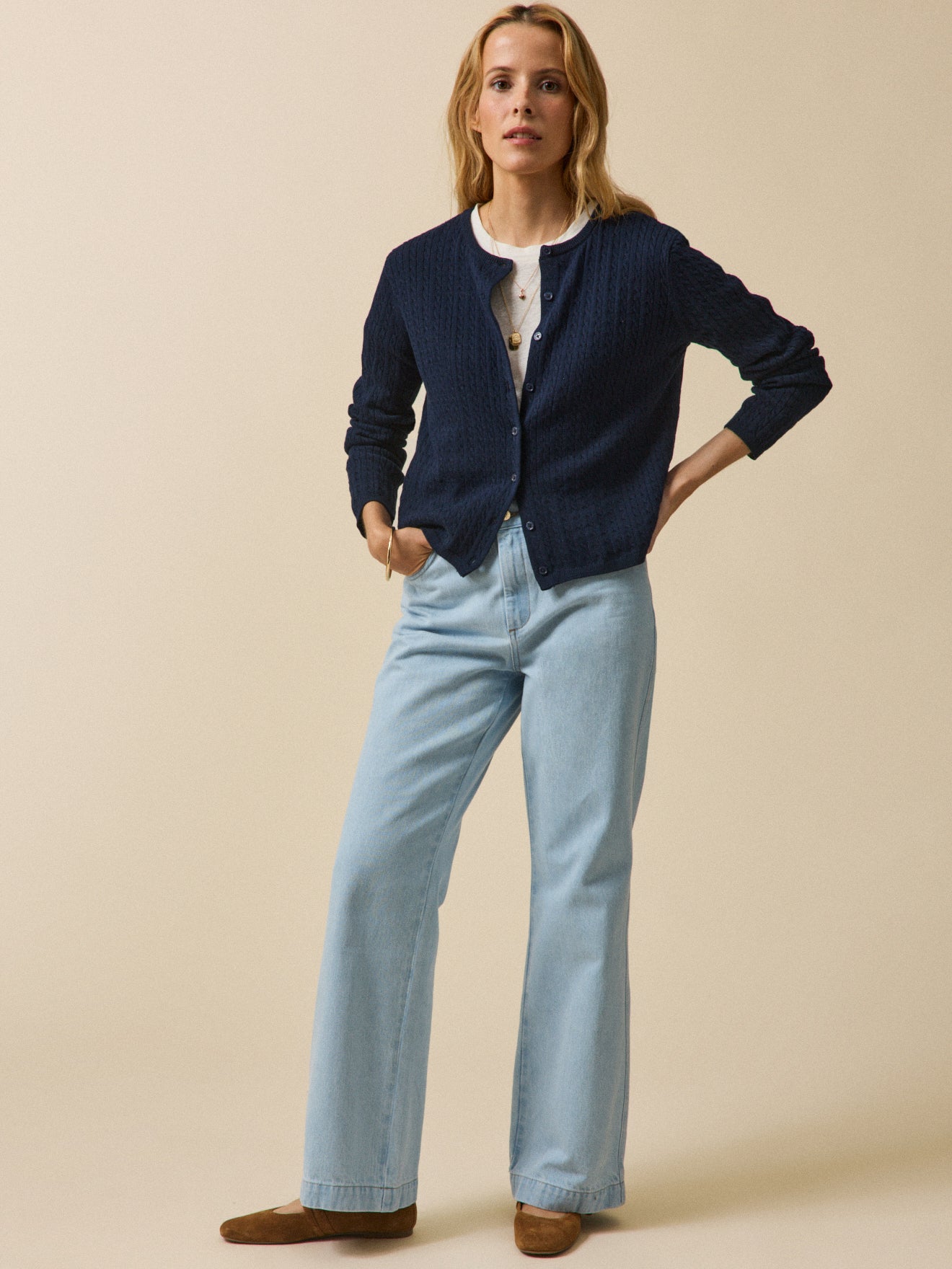 Damencardigan mit Zopfmuster aus Bio-Baumwolle