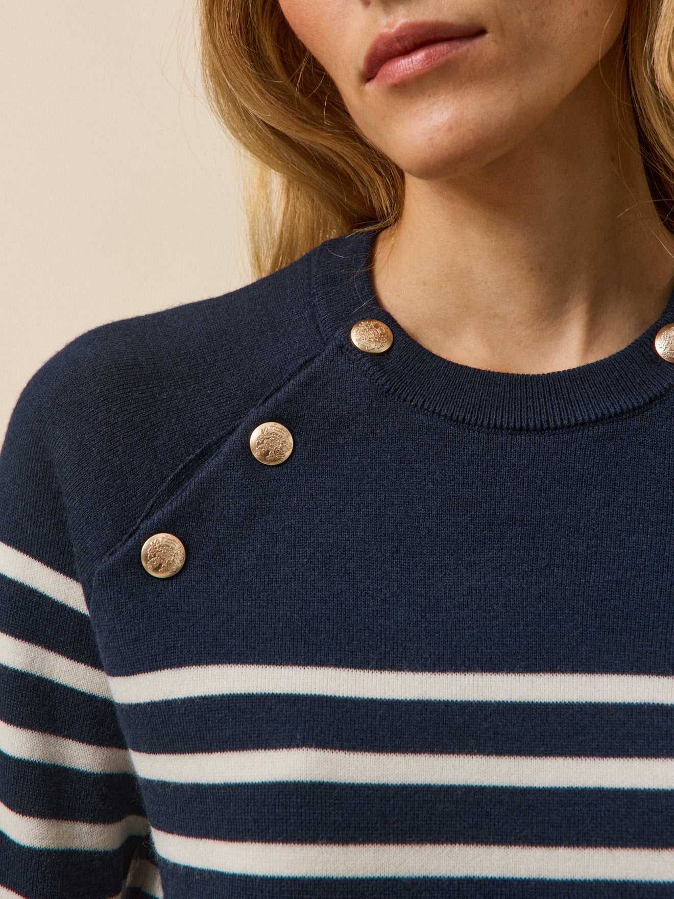 Gestreifter Damenpullover aus RWS*-Wolle