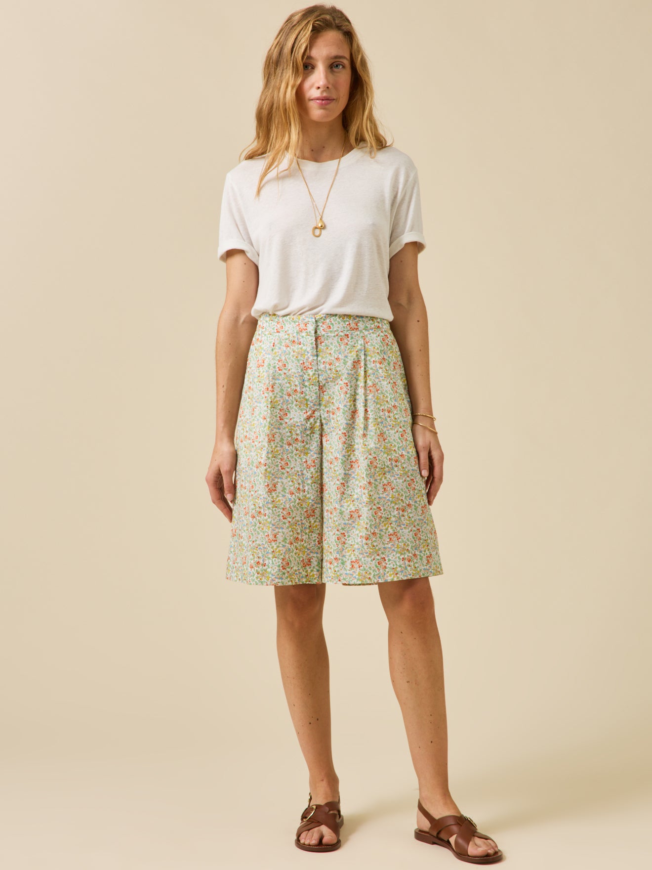 Damenbermudas aus Liberty-Stoff