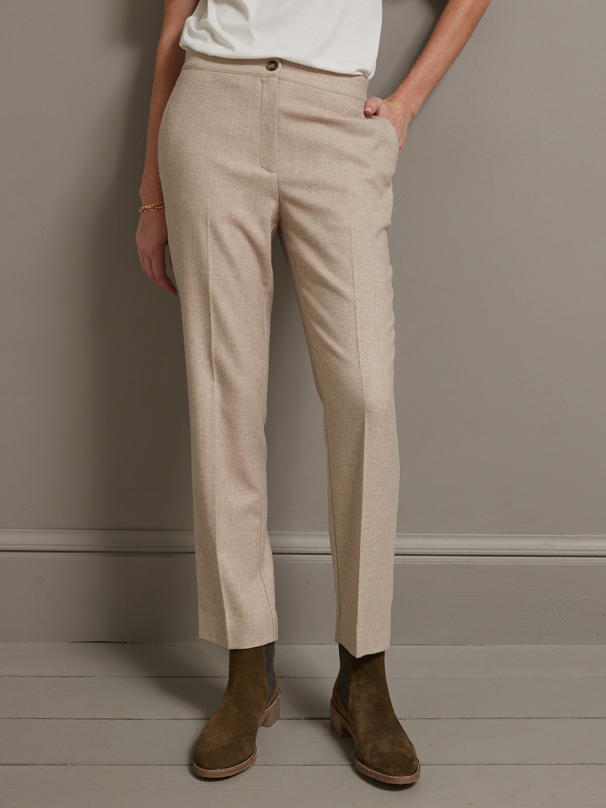 Damen-Zigarettenhose aus Wolltuch mit weitem Bein