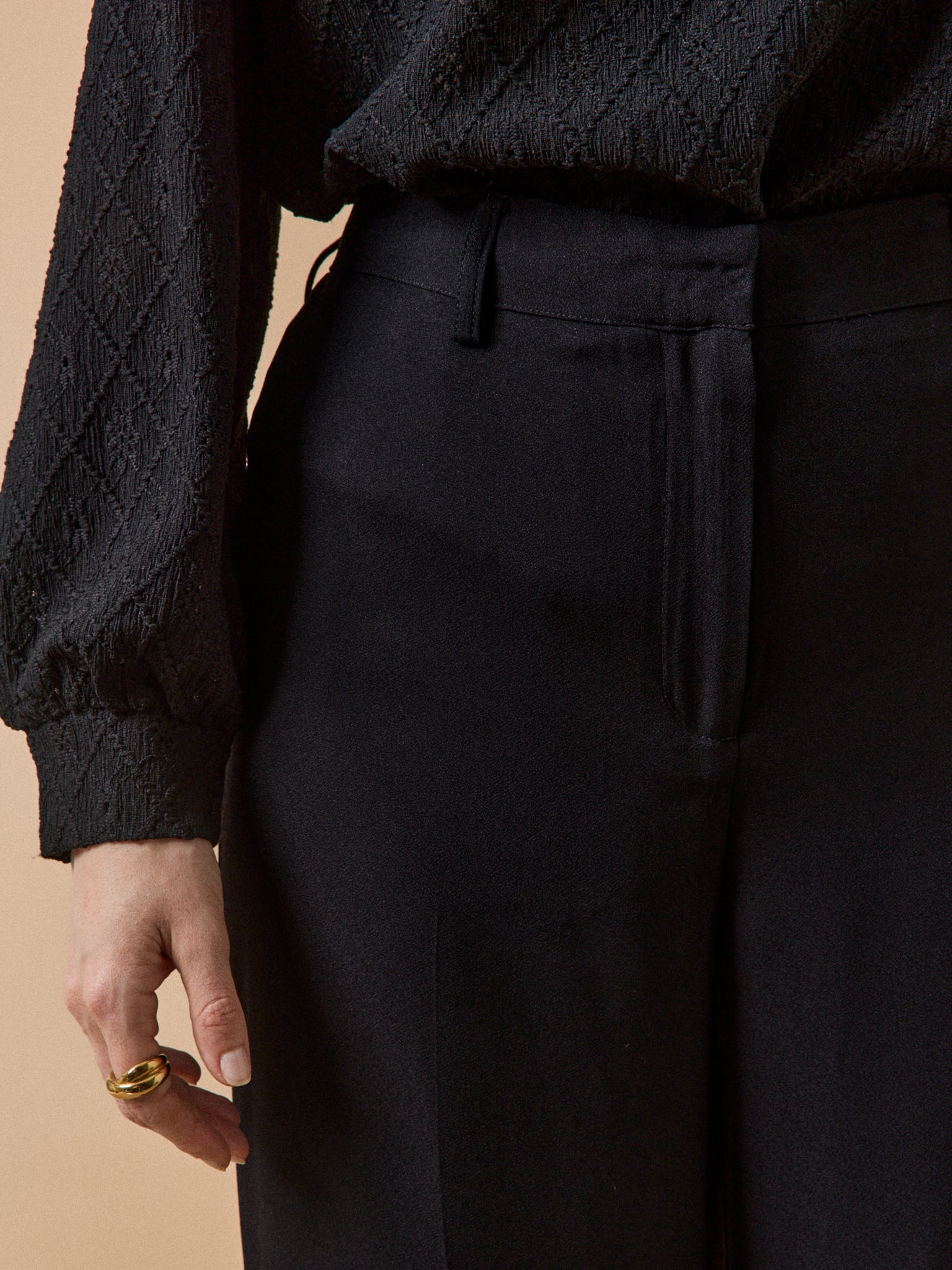 Damenhose mit weitem Bein Ava