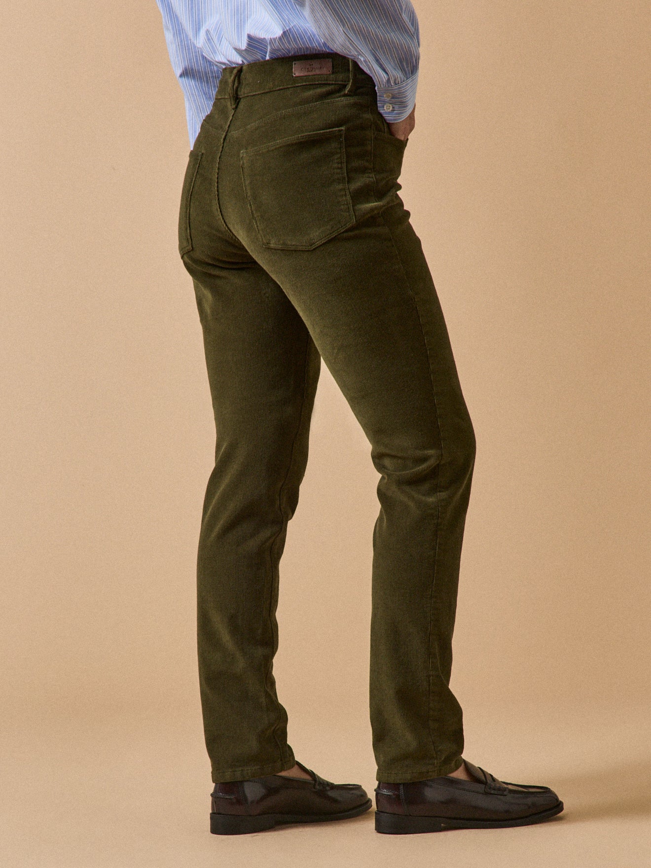 Slim Fit Damenhose aus Cordsamt Chloé