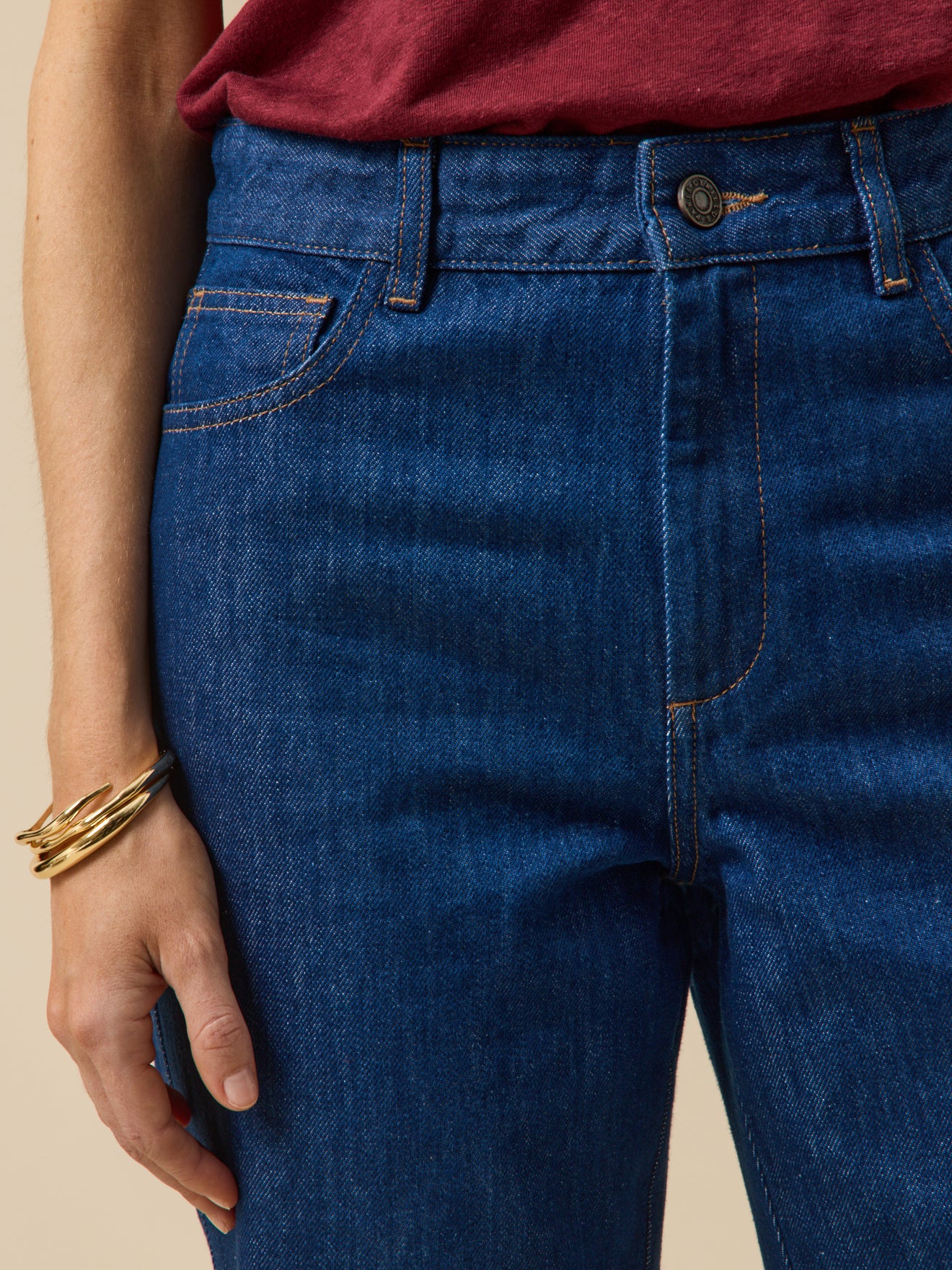 Damen-Jeans Manon mit ausgestelltem Bein aus Bio-Baumwolle