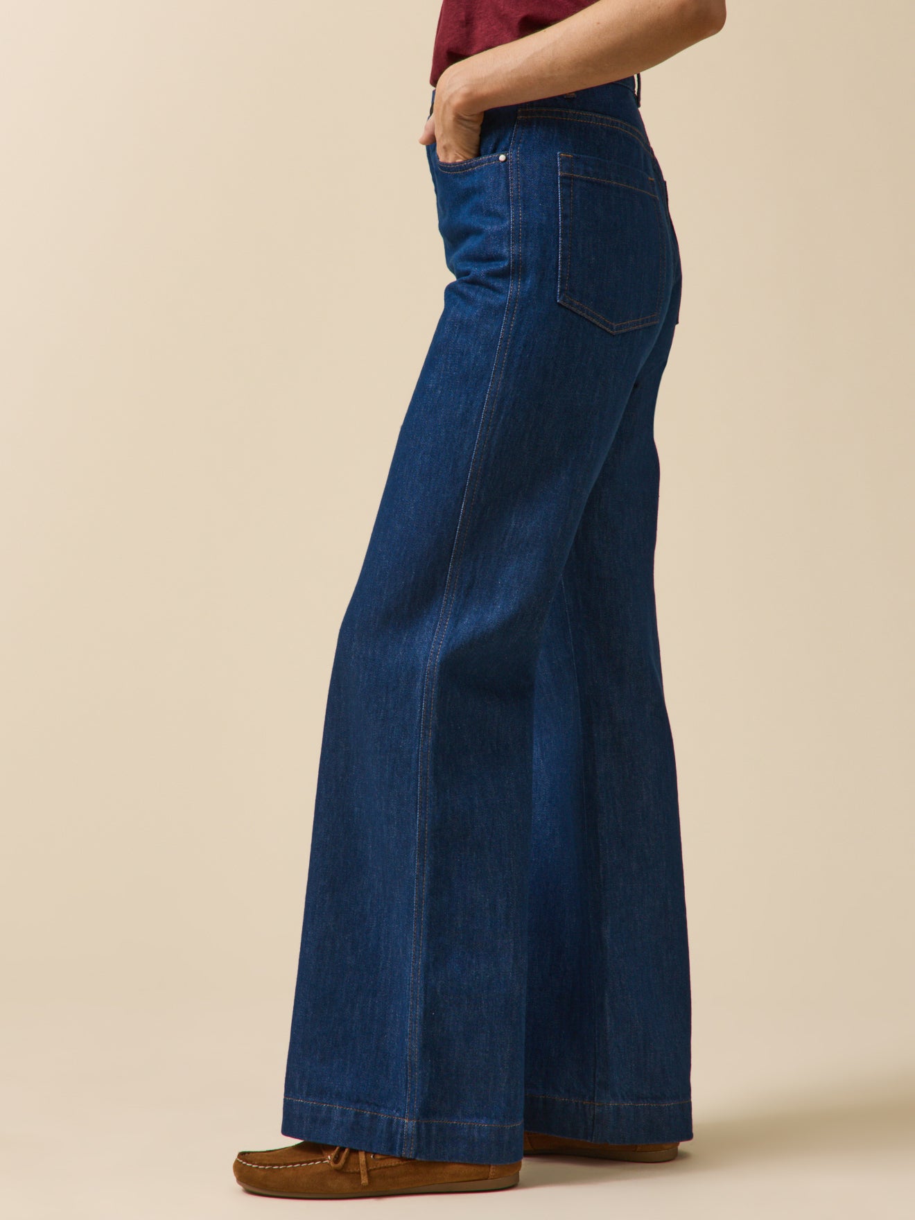 Damen-Jeans Manon mit ausgestelltem Bein aus Bio-Baumwolle