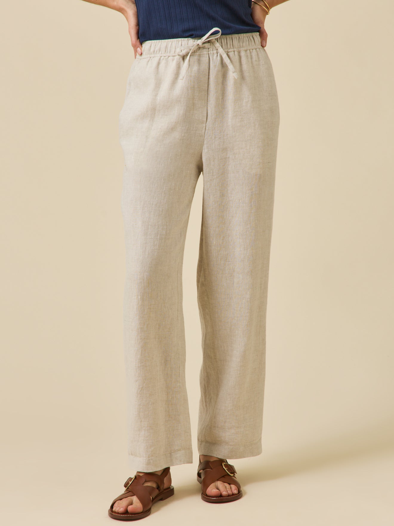 Gerade Damenhose aus Leinen Agathe