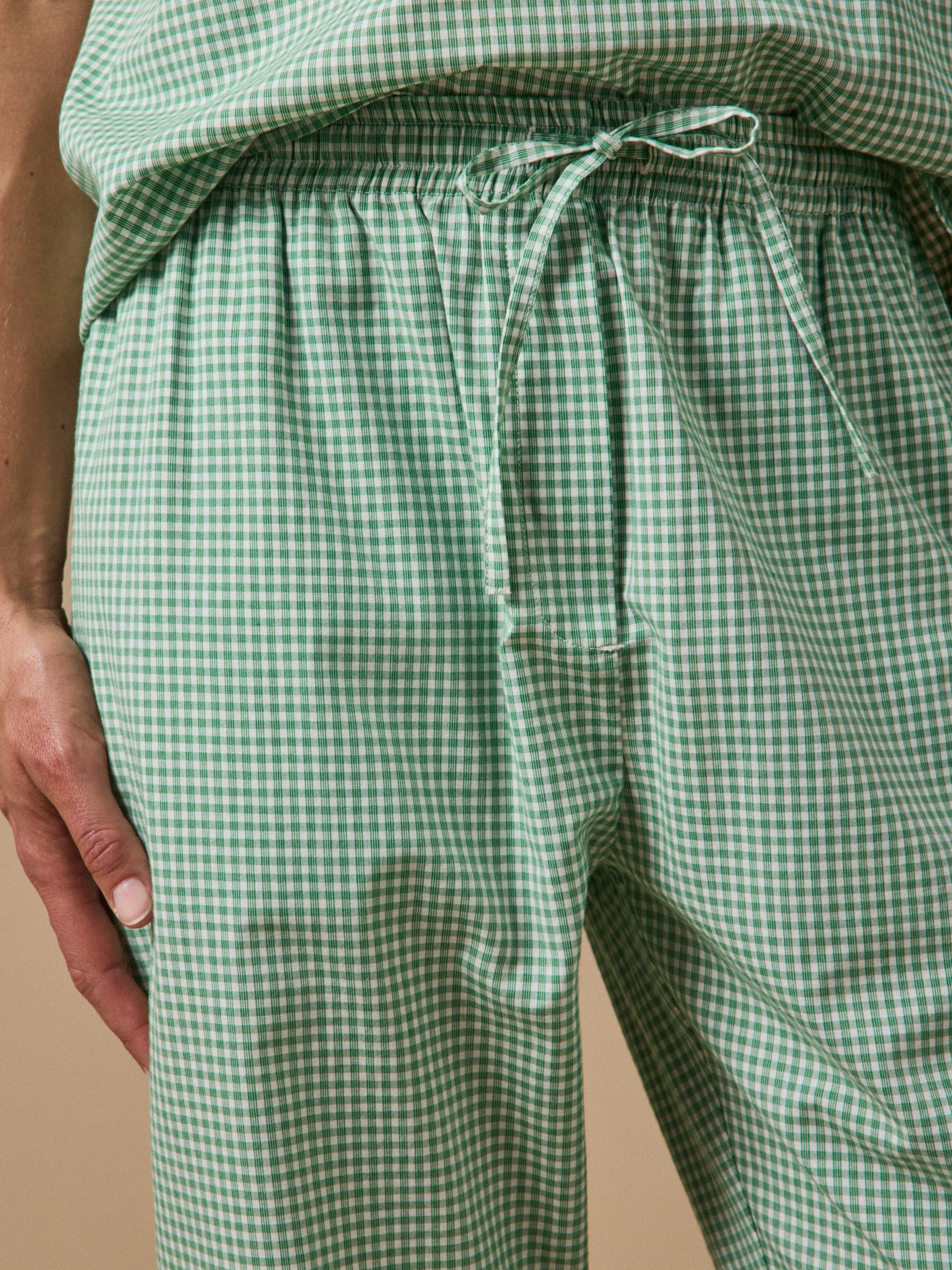 Damen-Karottenhose Agathe mit kleinen Karos