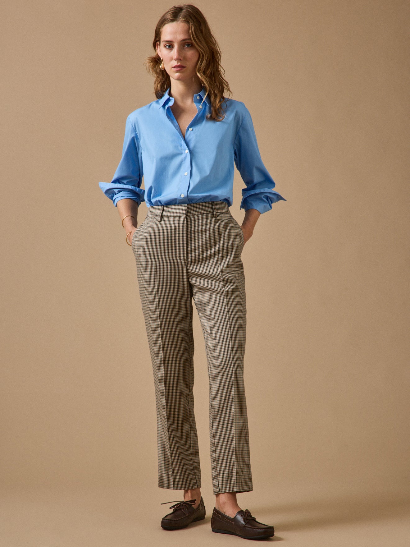 Damen-Zigarettenhose mit kleinen Karos Léo