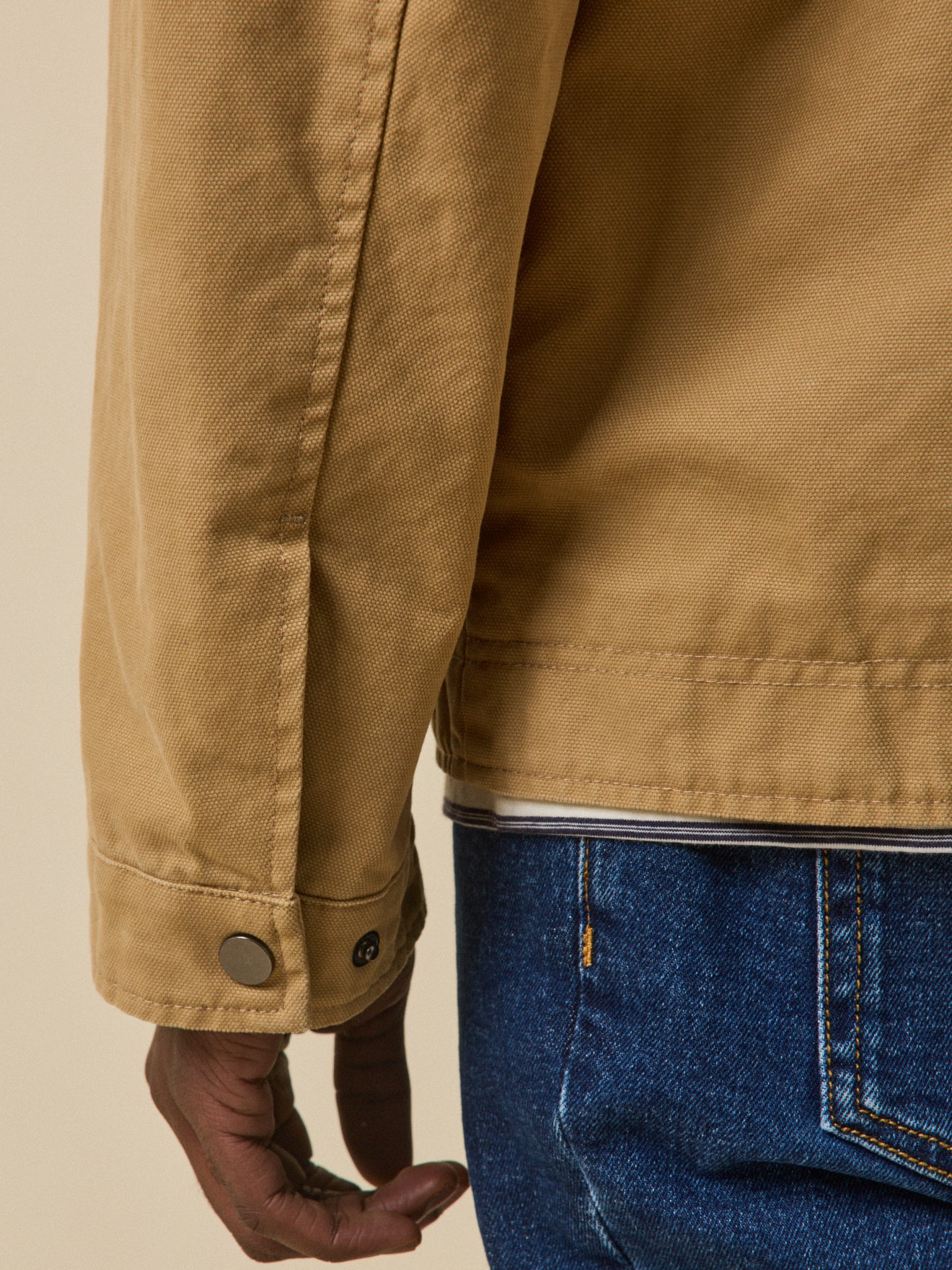 Herrenjacke mit Kragen aus Velours