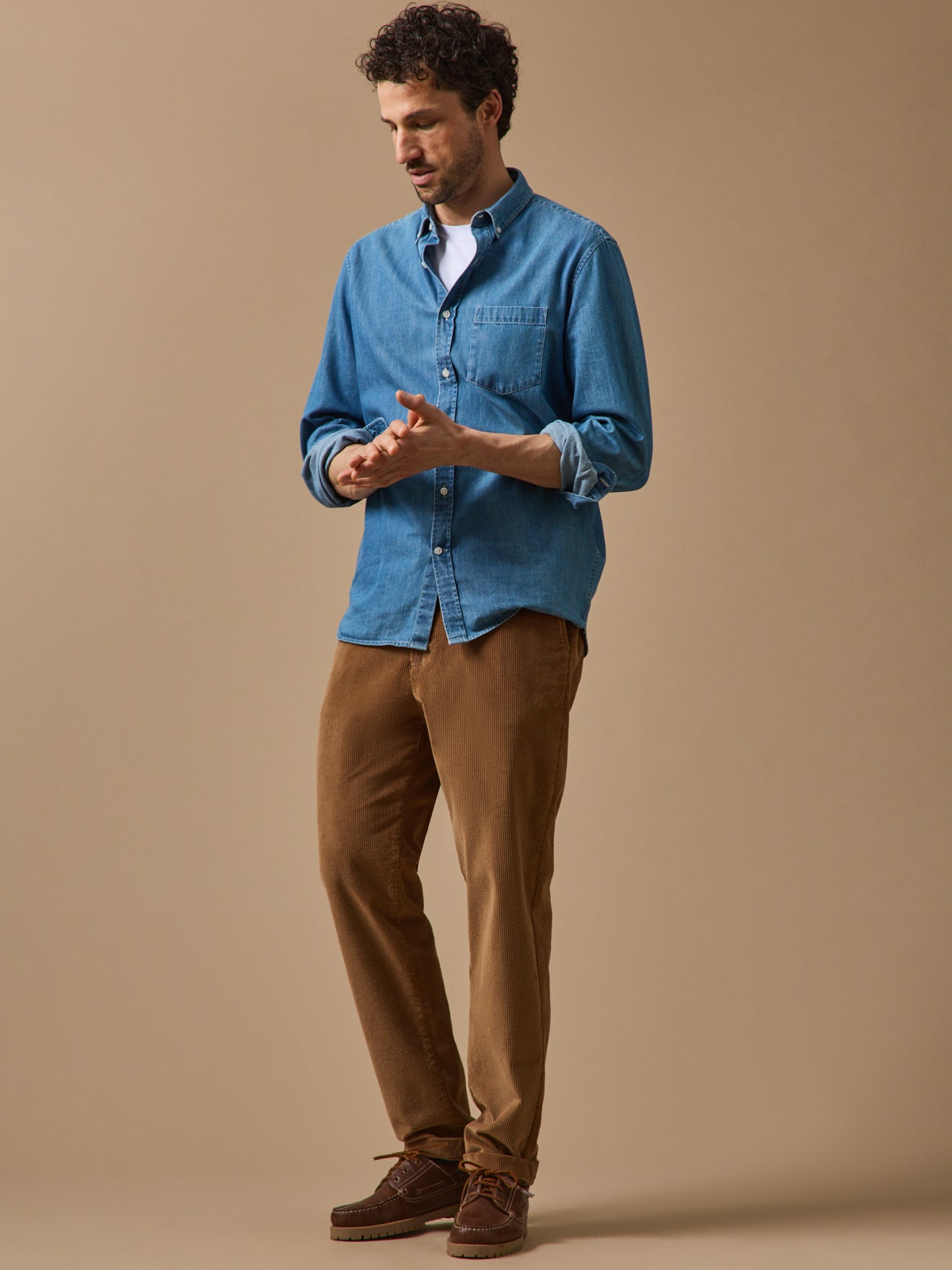Herrenhose aus Cord mit Elastikbund