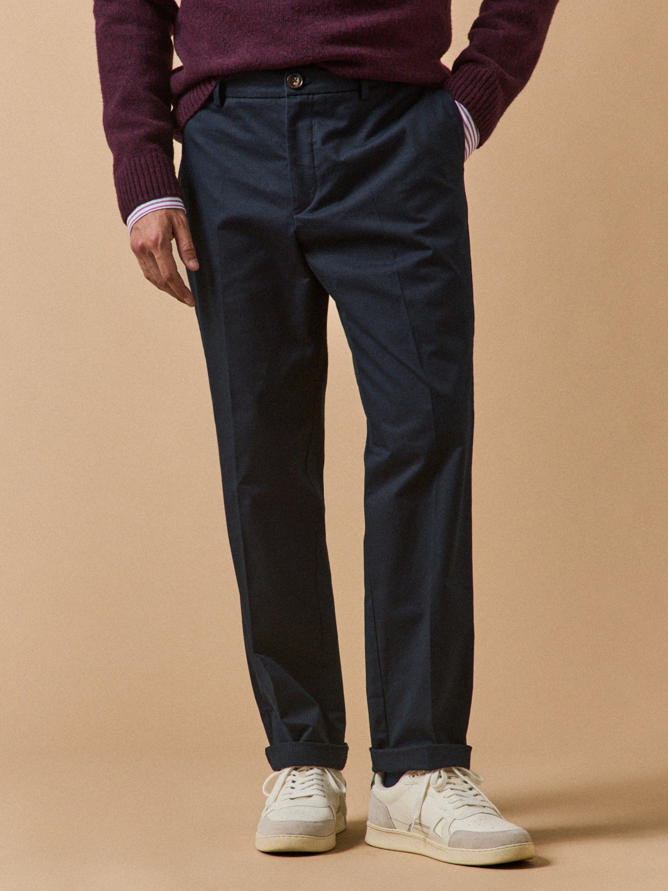 Herren-Chinohose mit weitem Bein