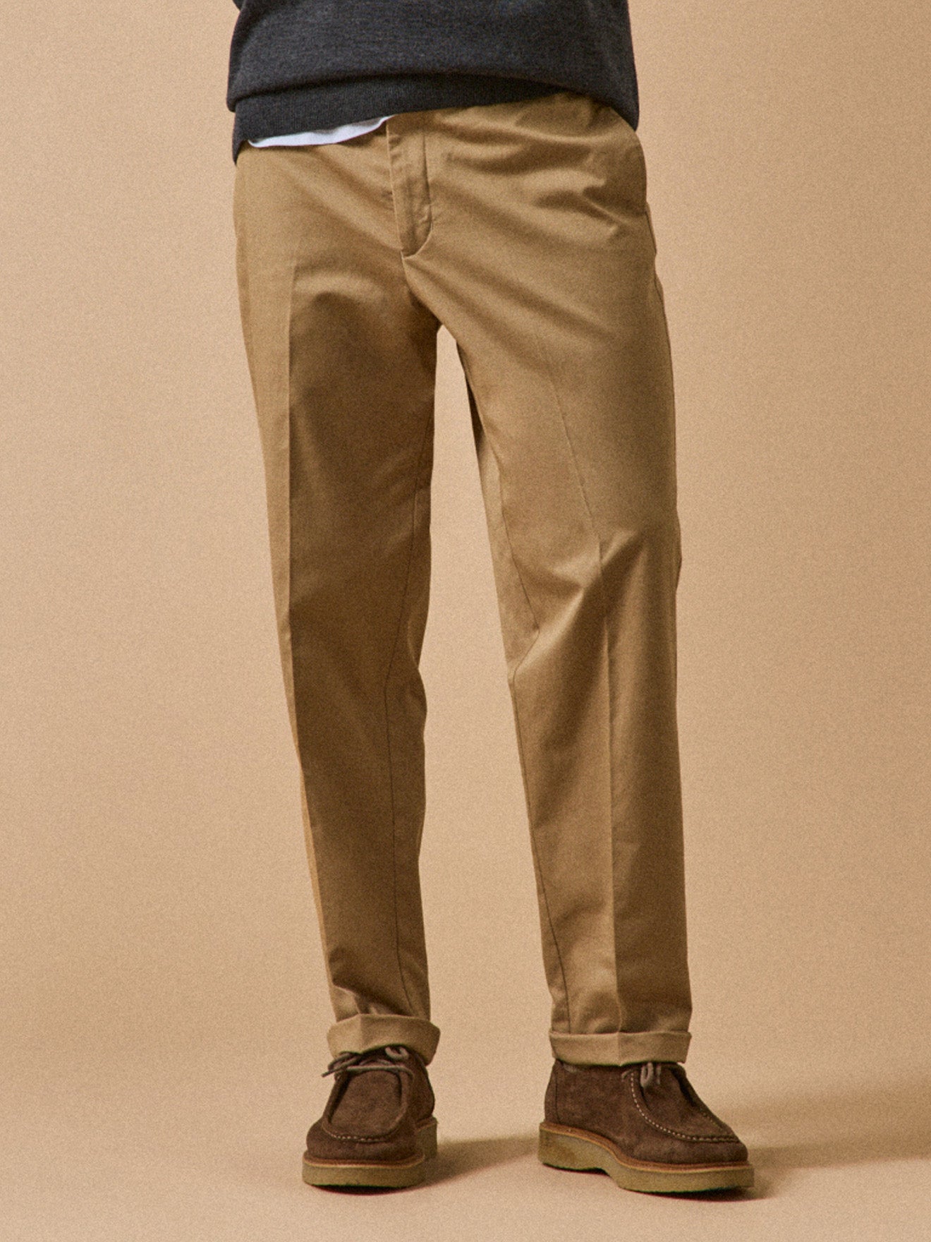 Herren-Chinohose mit weitem Bein