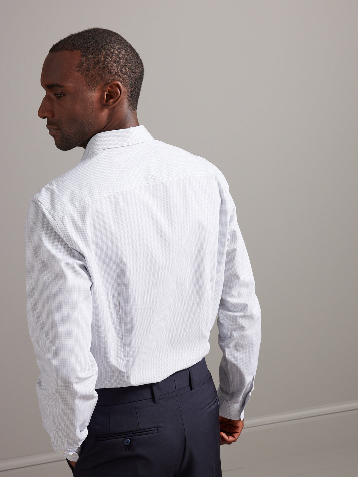 Kariertes und bügelfreies Slim Fit Herrenhemd
