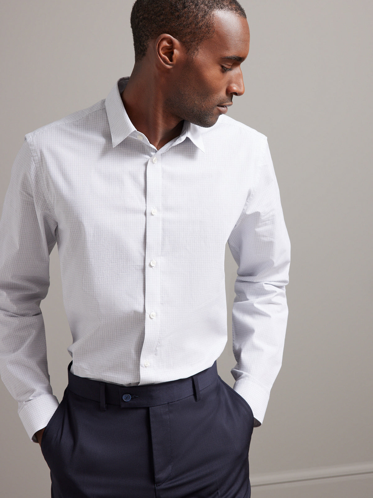 Kariertes und bügelfreies Slim Fit Herrenhemd