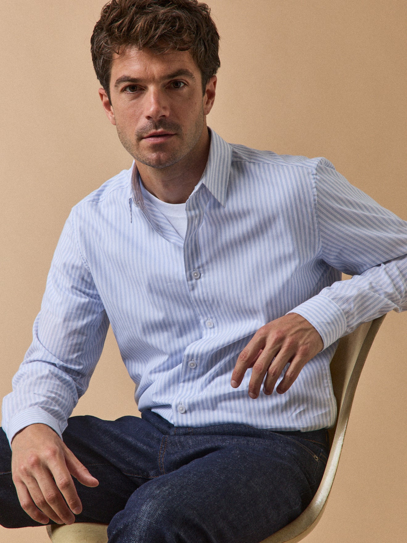 Slim Fit Herrenhemd aus gestreifter Popeline