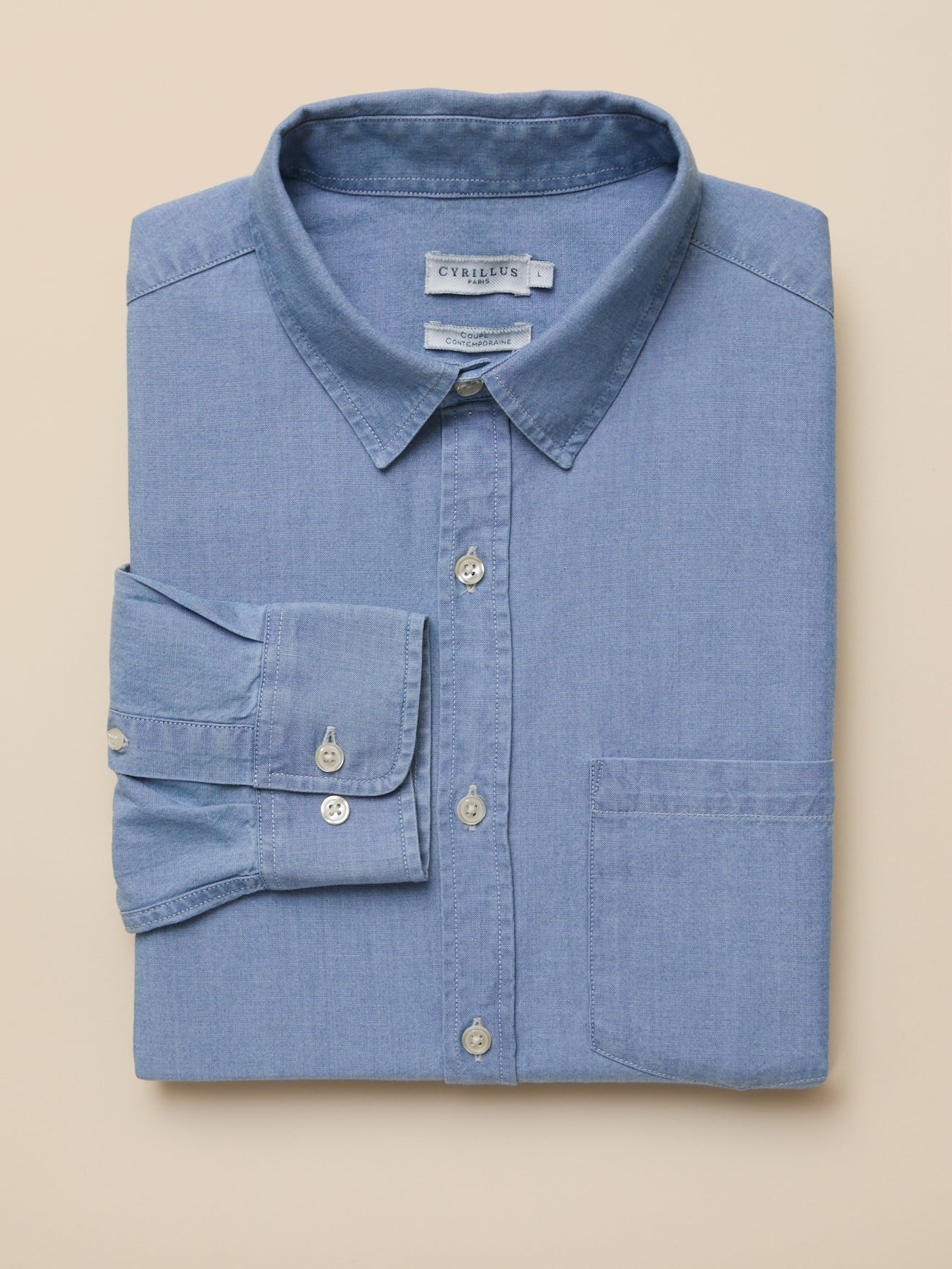 Klassisches Herrenhemd aus Chambray