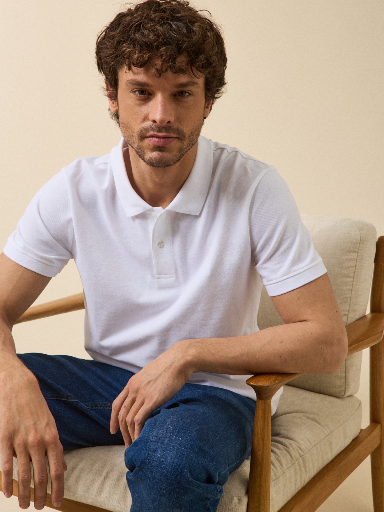 Einfarbiges Herren-Poloshirt aus Pikee aus Bio-Baumwolle