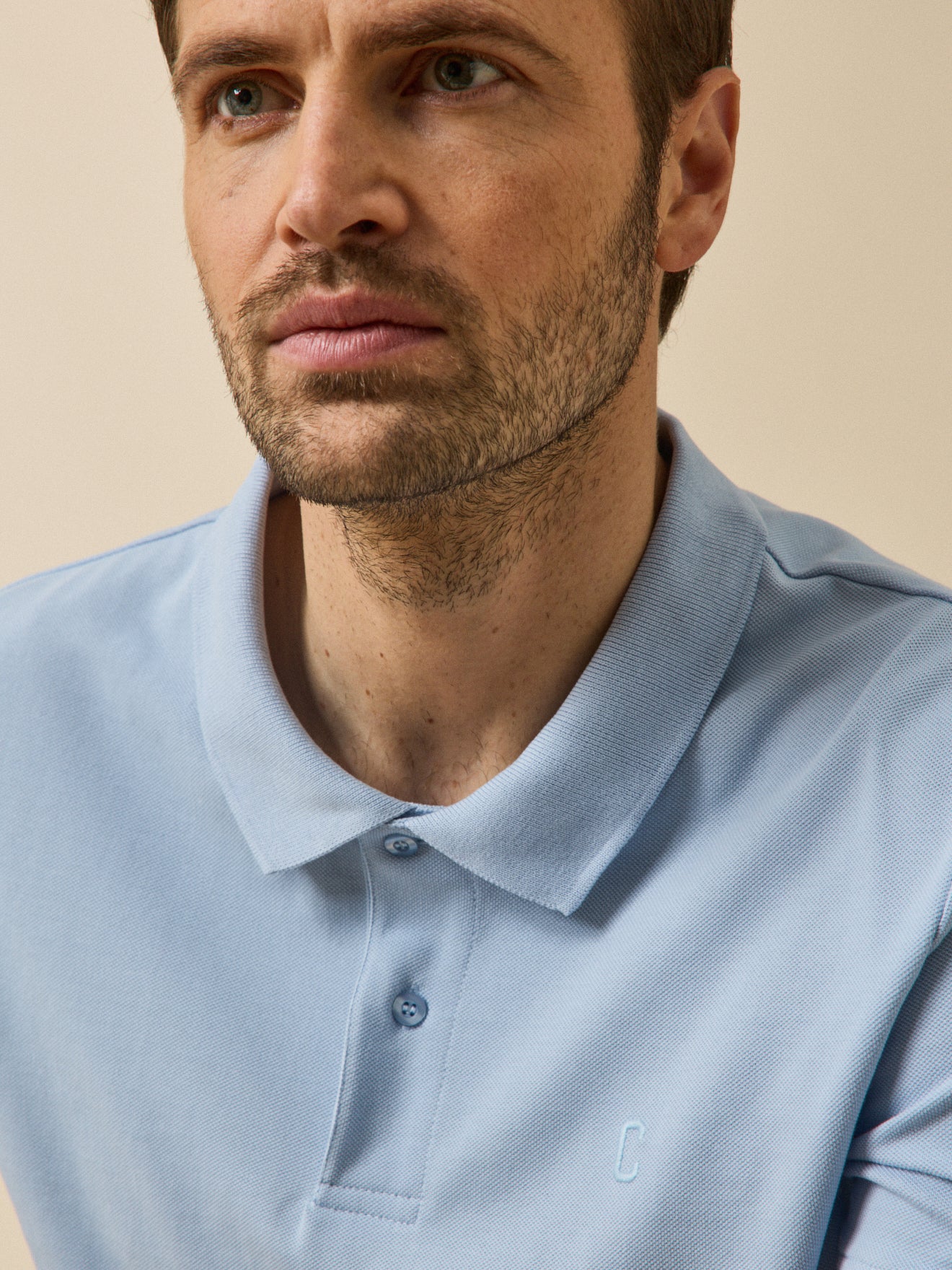 Einfarbiges Herren-Poloshirt aus Pikee aus Bio-Baumwolle