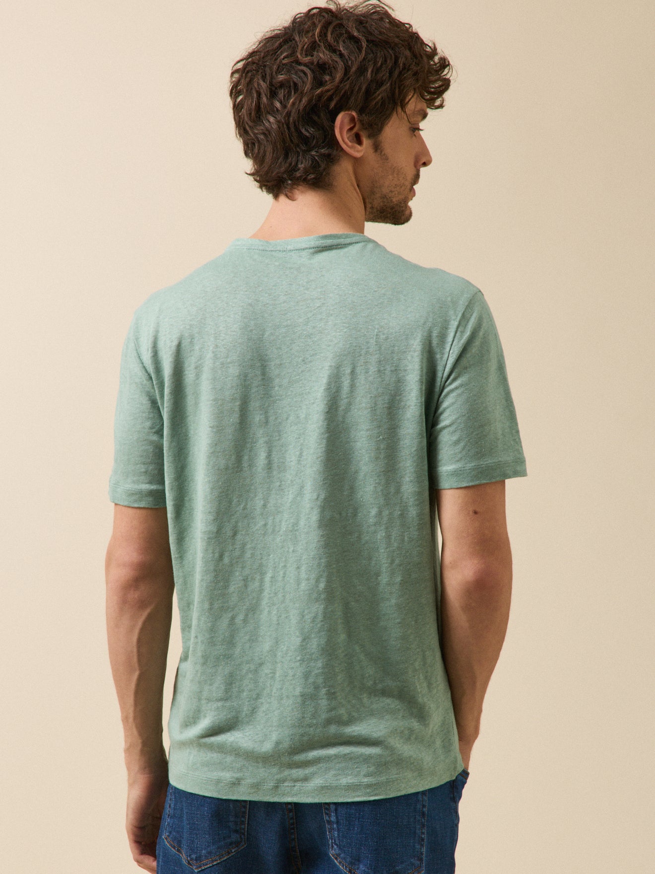 Herren T-Shirt aus Leinen mit rundem Halsausschnitt