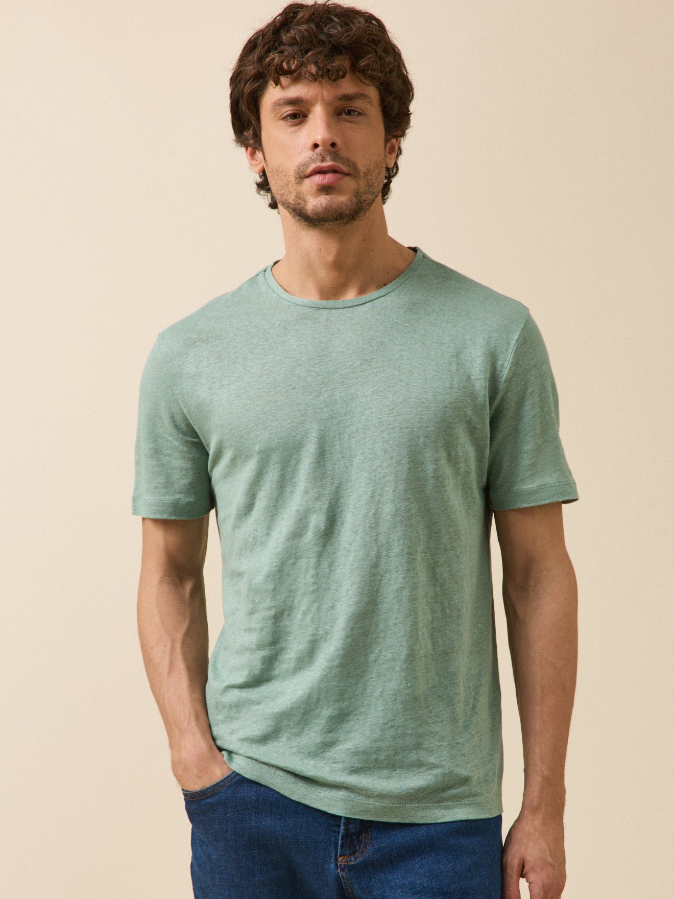 Herren T-Shirt aus Leinen mit rundem Halsausschnitt