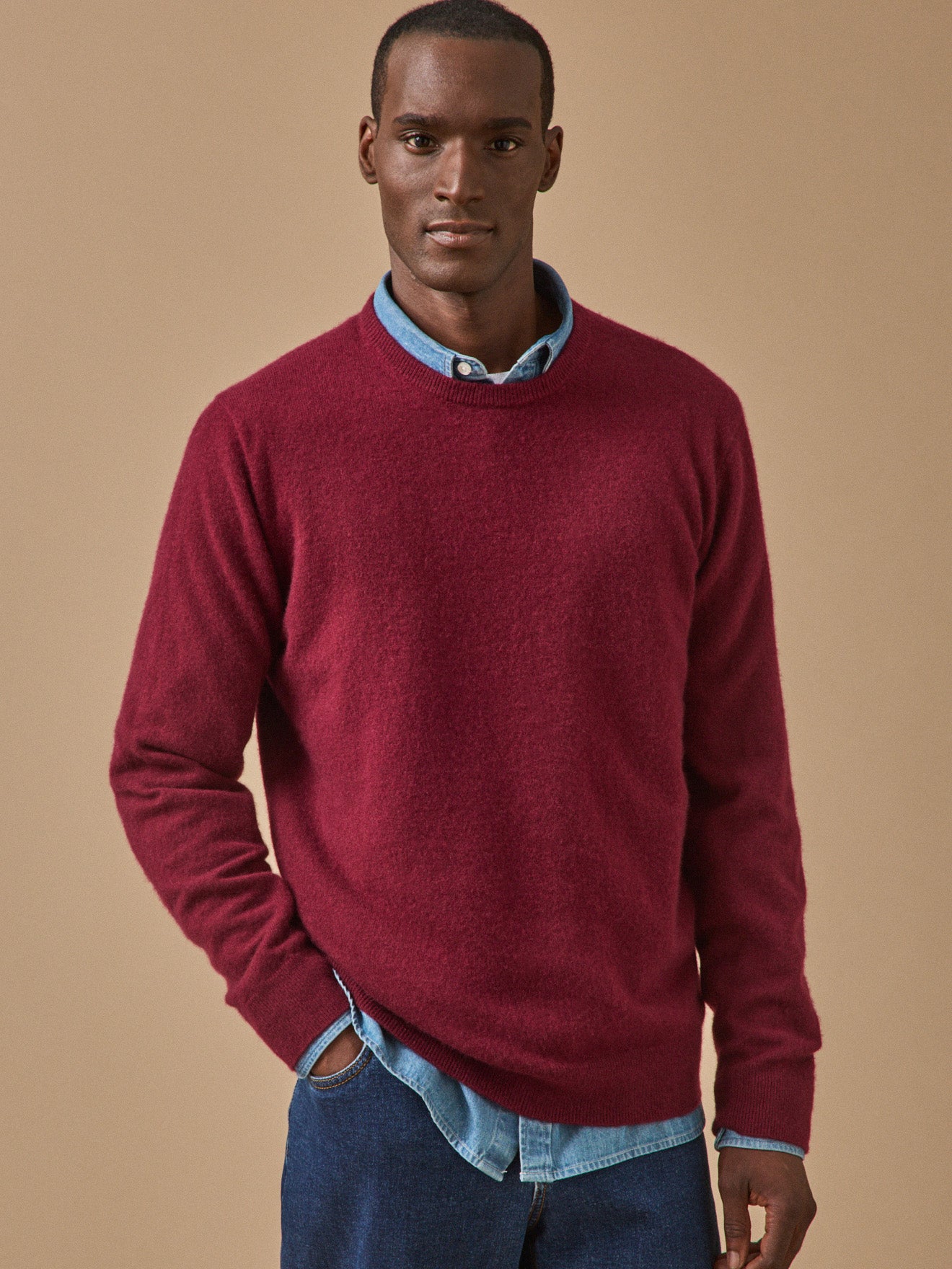 Herrenpullover aus Kaschmir mit rundem Halsausschnitt