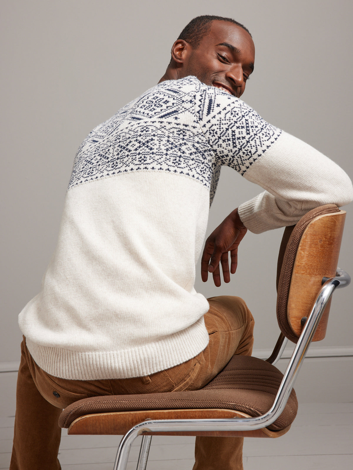 Herrenpullover mit rundem Halsausschnitt - Jacquard-Kollektion