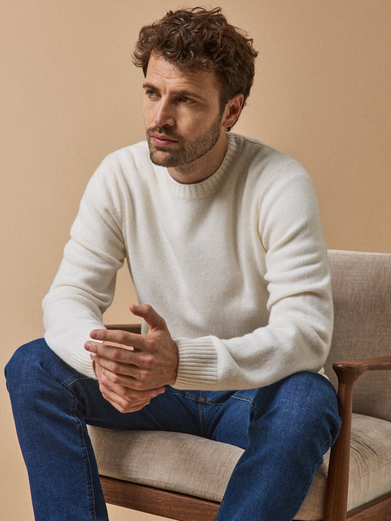 Herrenpullover mit rundem Halsausschnitt aus Wollmischung