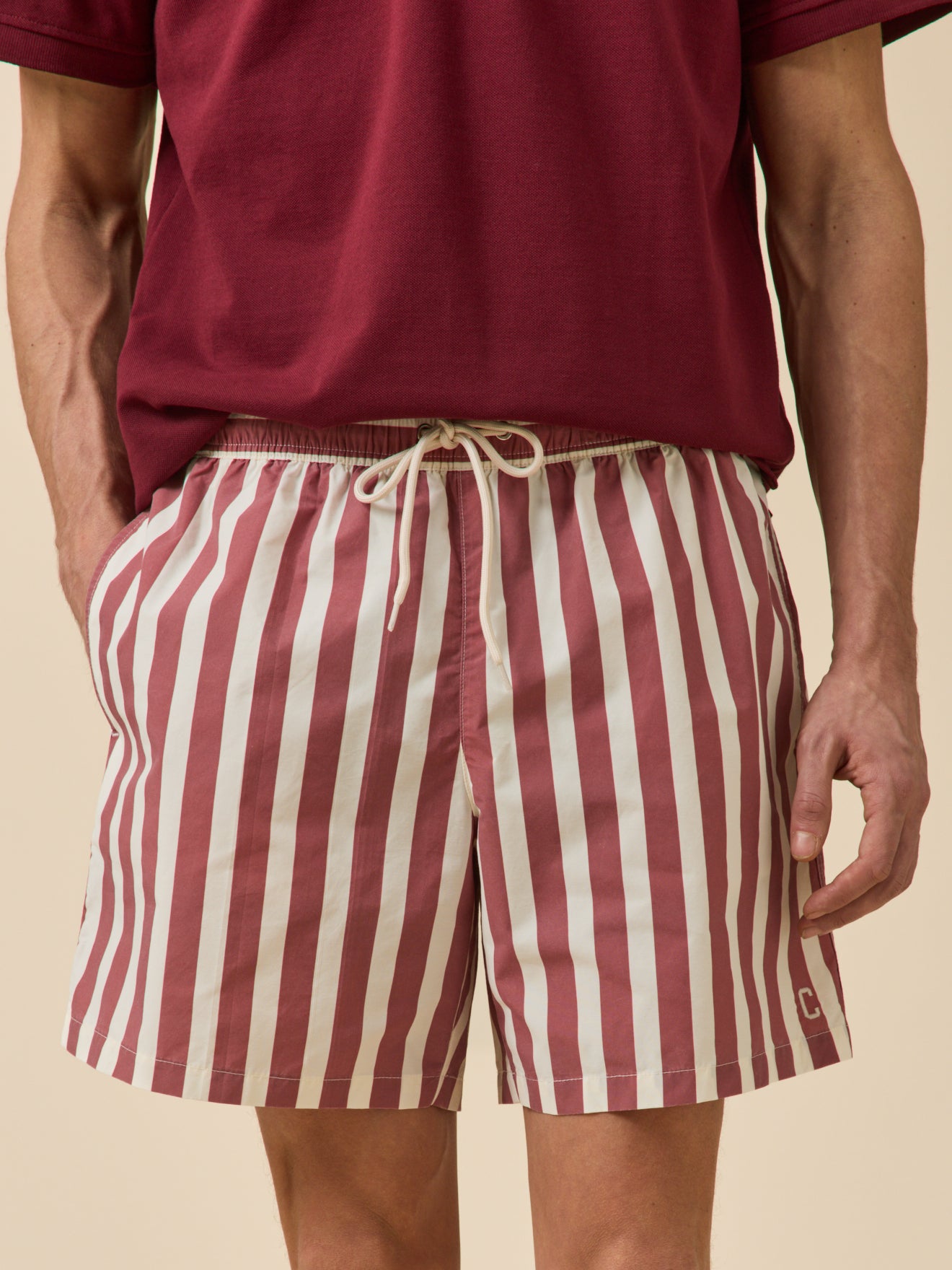 Gestreifte Herren-Badeshorts