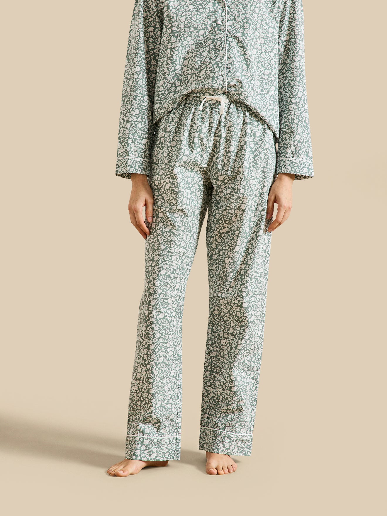 Damen-Pyjama mit Blumen-Print