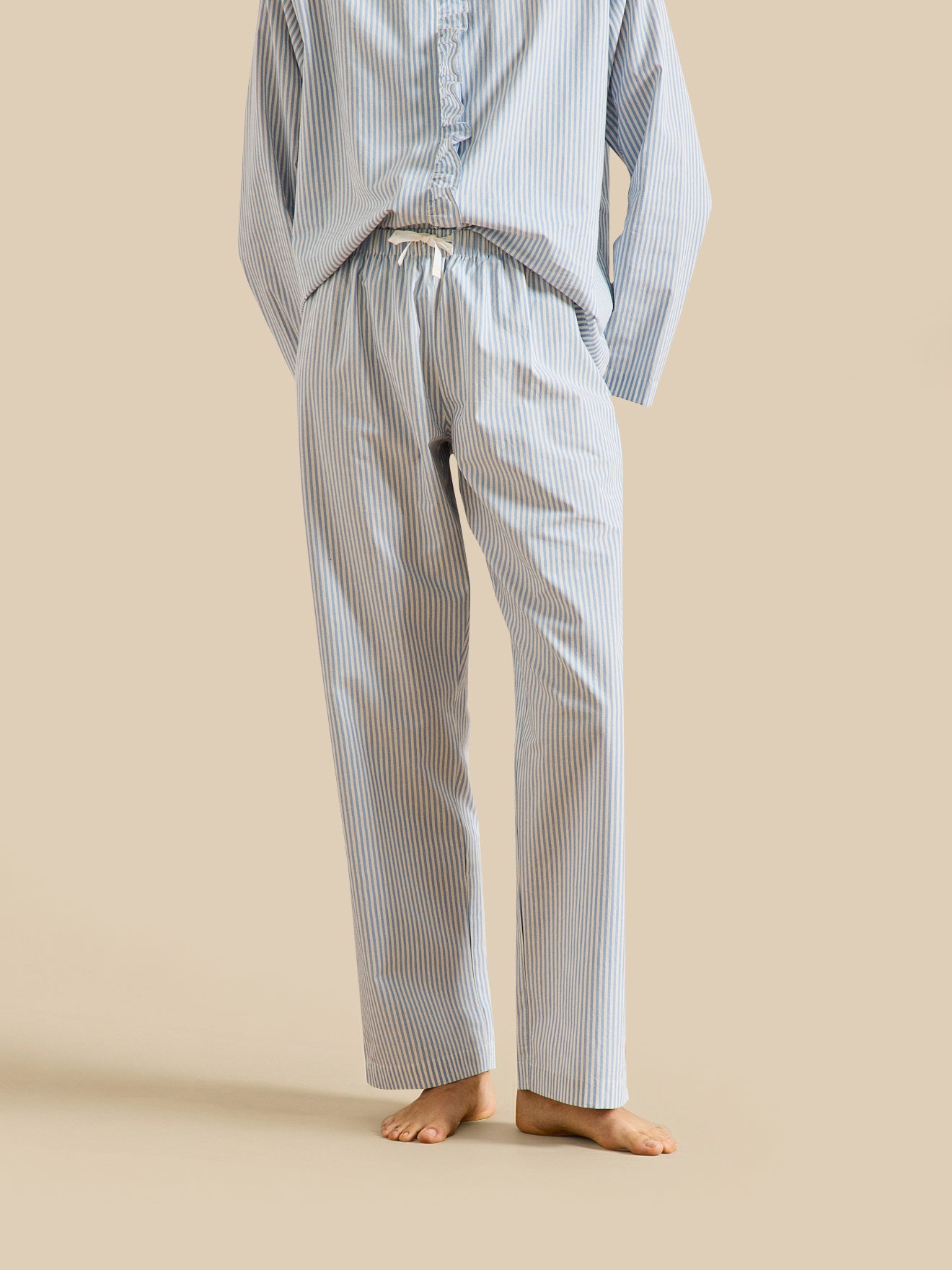 Gestreifter Damen-Pyjama mit Volants