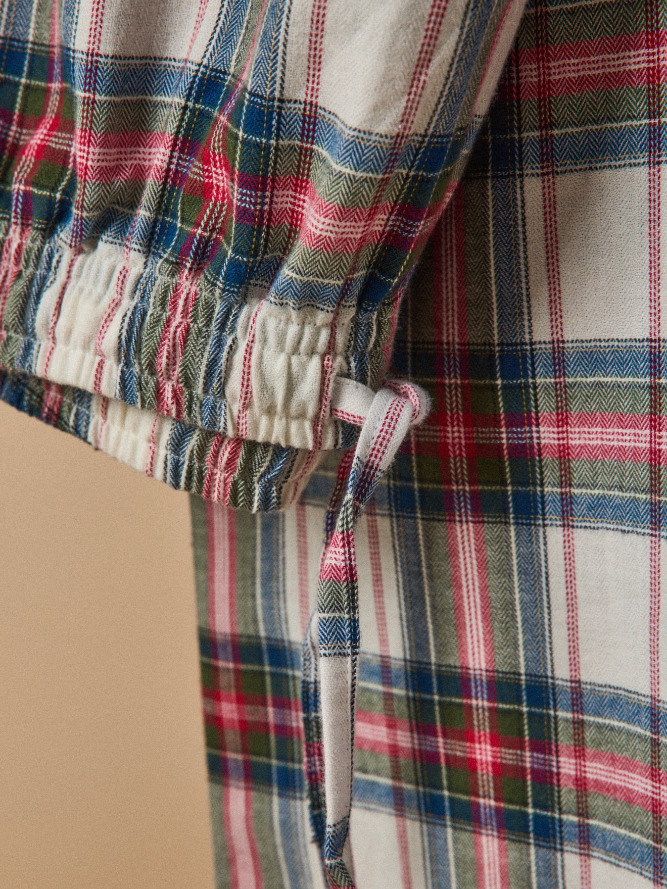 Damen-Pyjama aus Flanell mit Karomuster