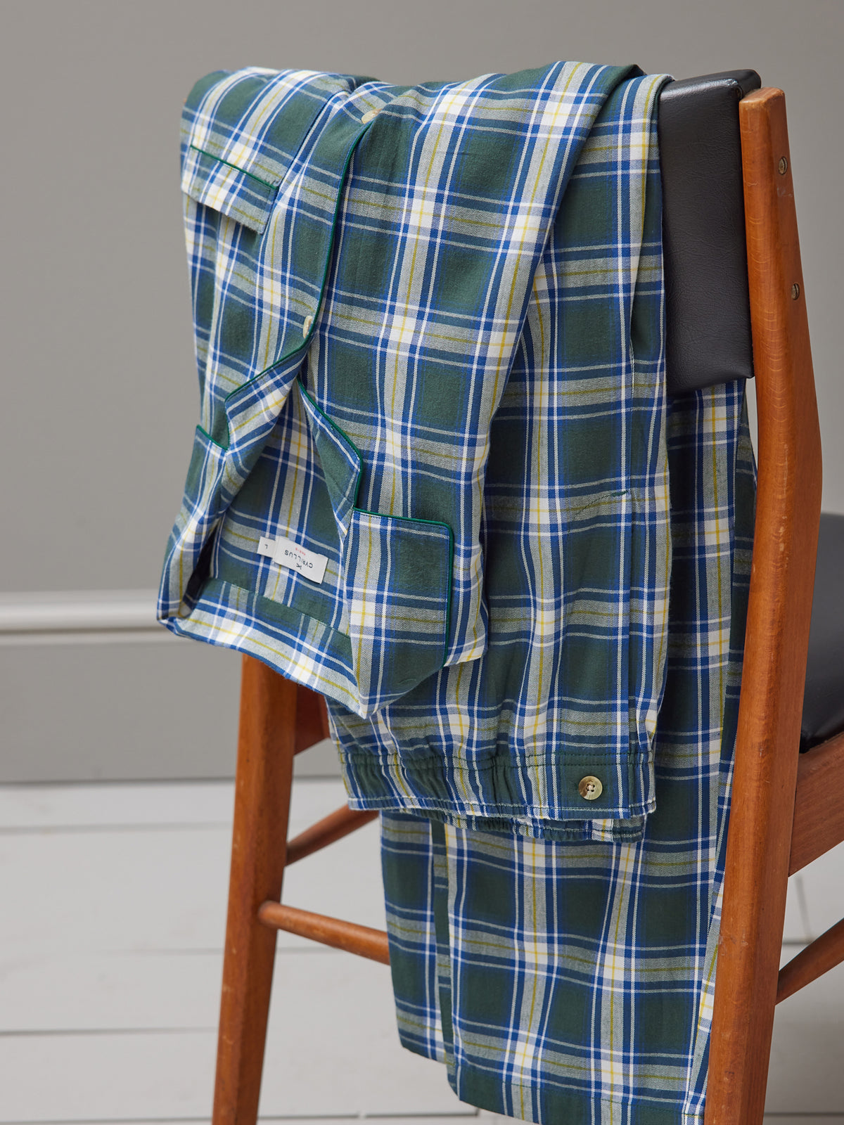 Karierter Herren-Pyjama