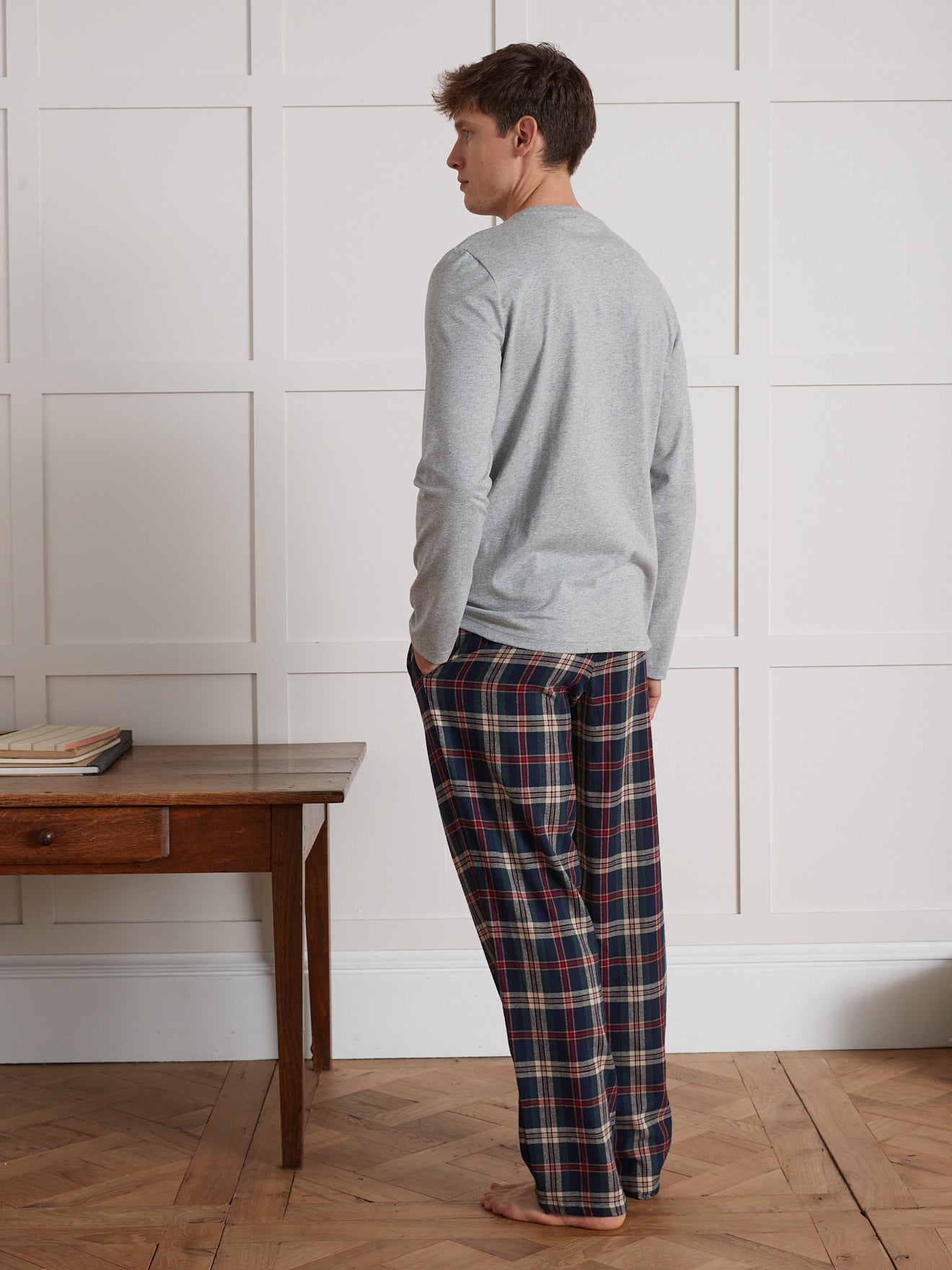 Herren-Pyjama in Material-Mix