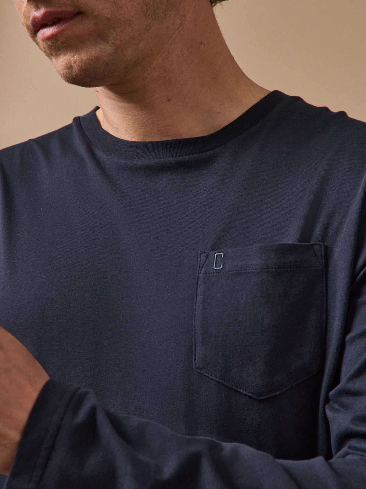 Herren-Pyjama im Material-Mix