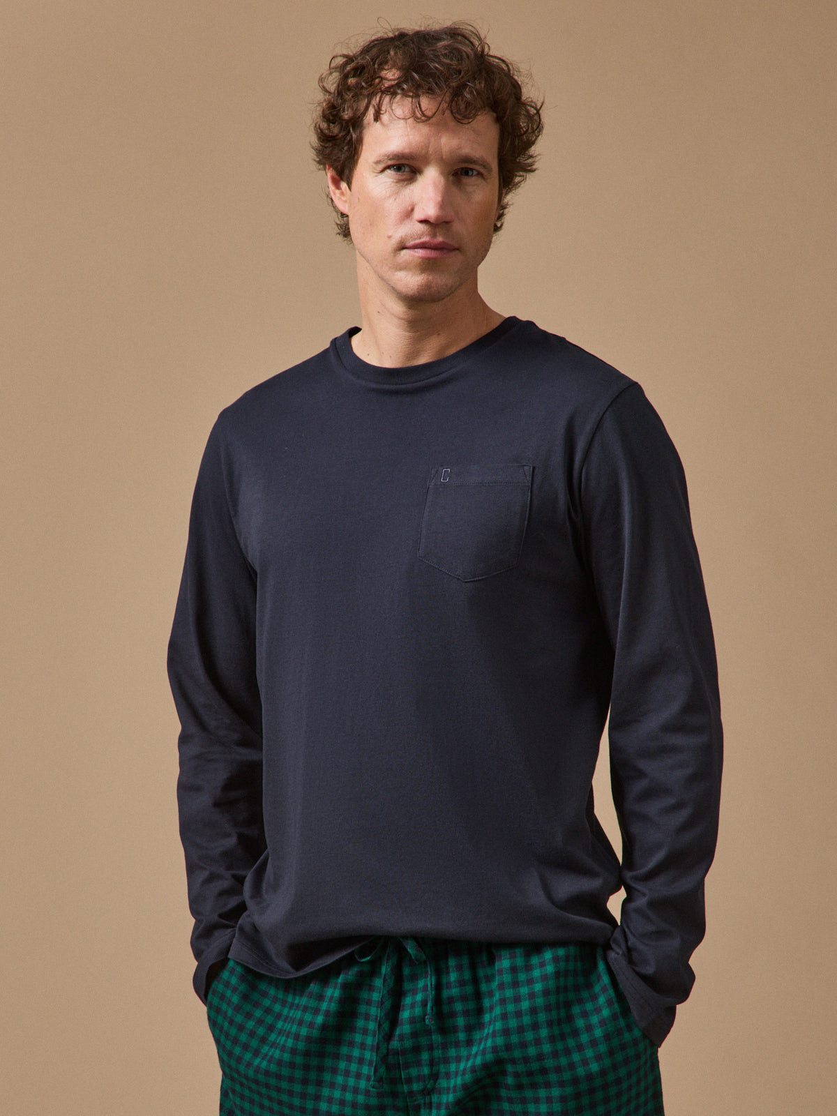 Herren-Pyjama im Material-Mix
